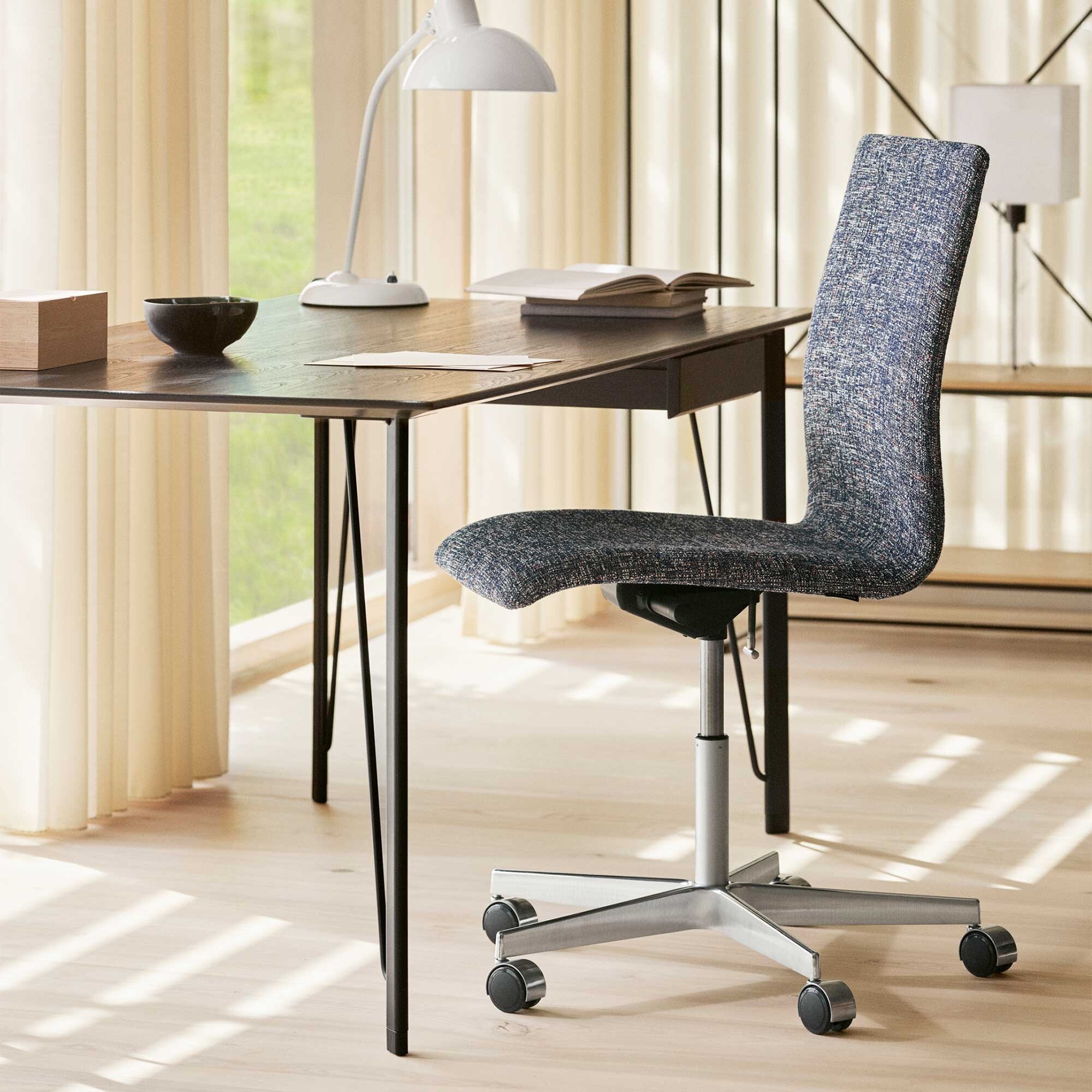 FH3605™ Desk with Drawer