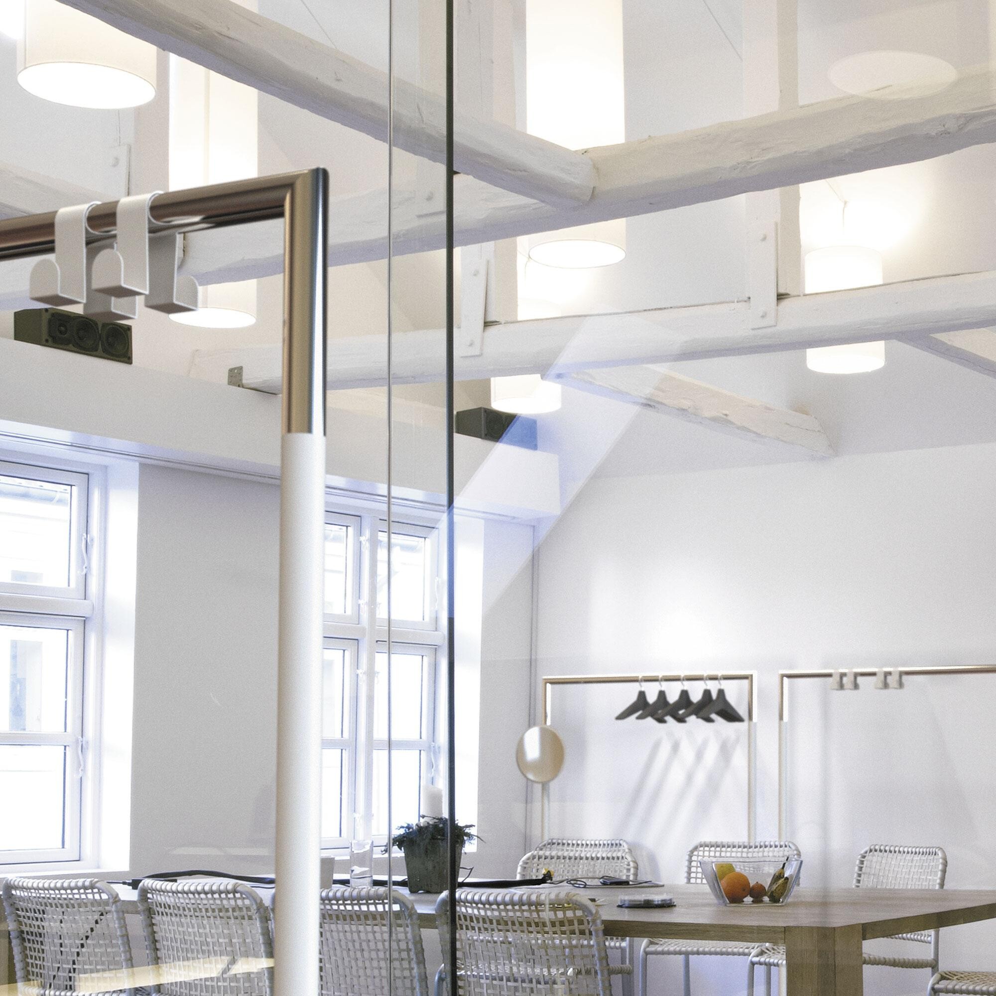 Bukto Coatstand 62.8x30x150cm