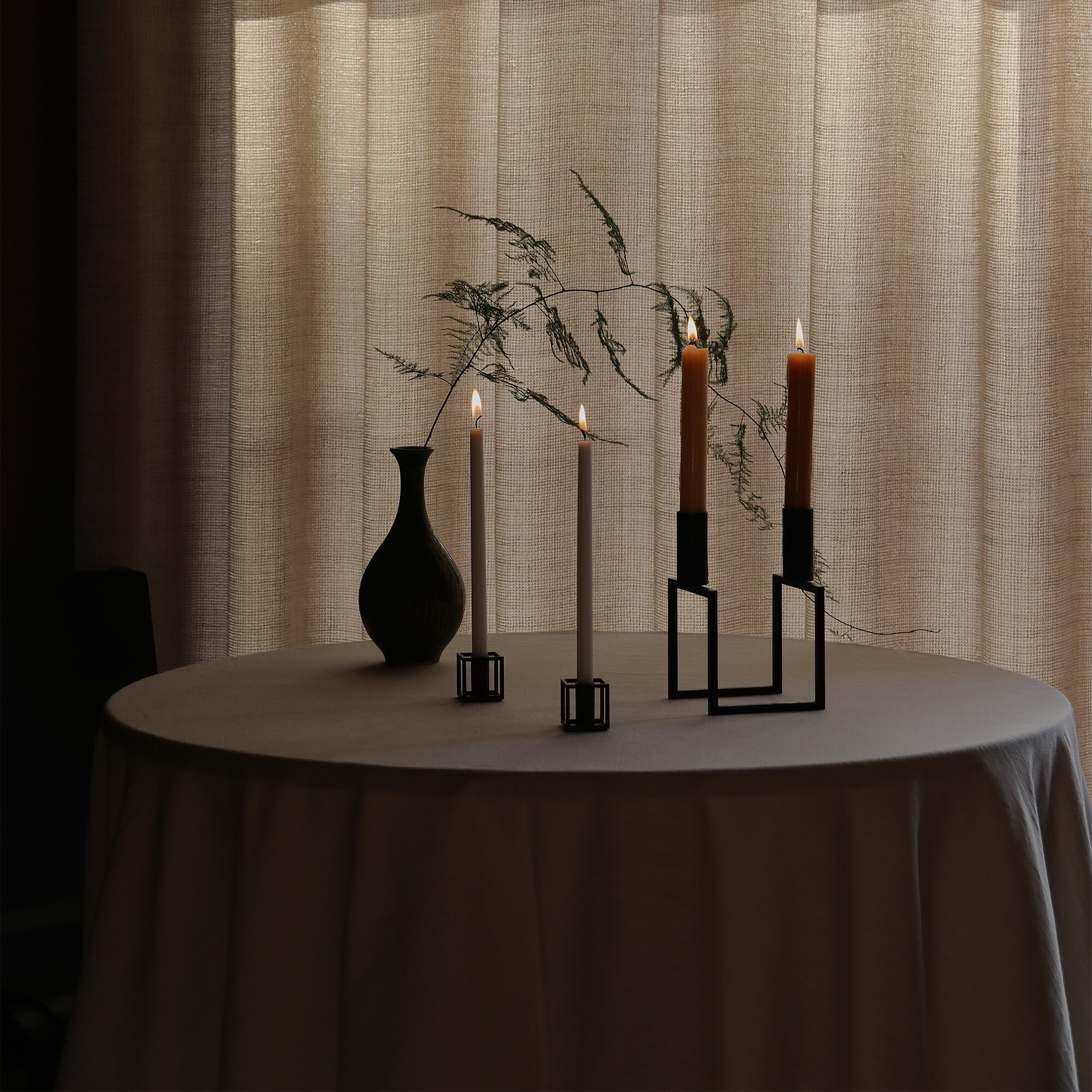 Line Candle Holder