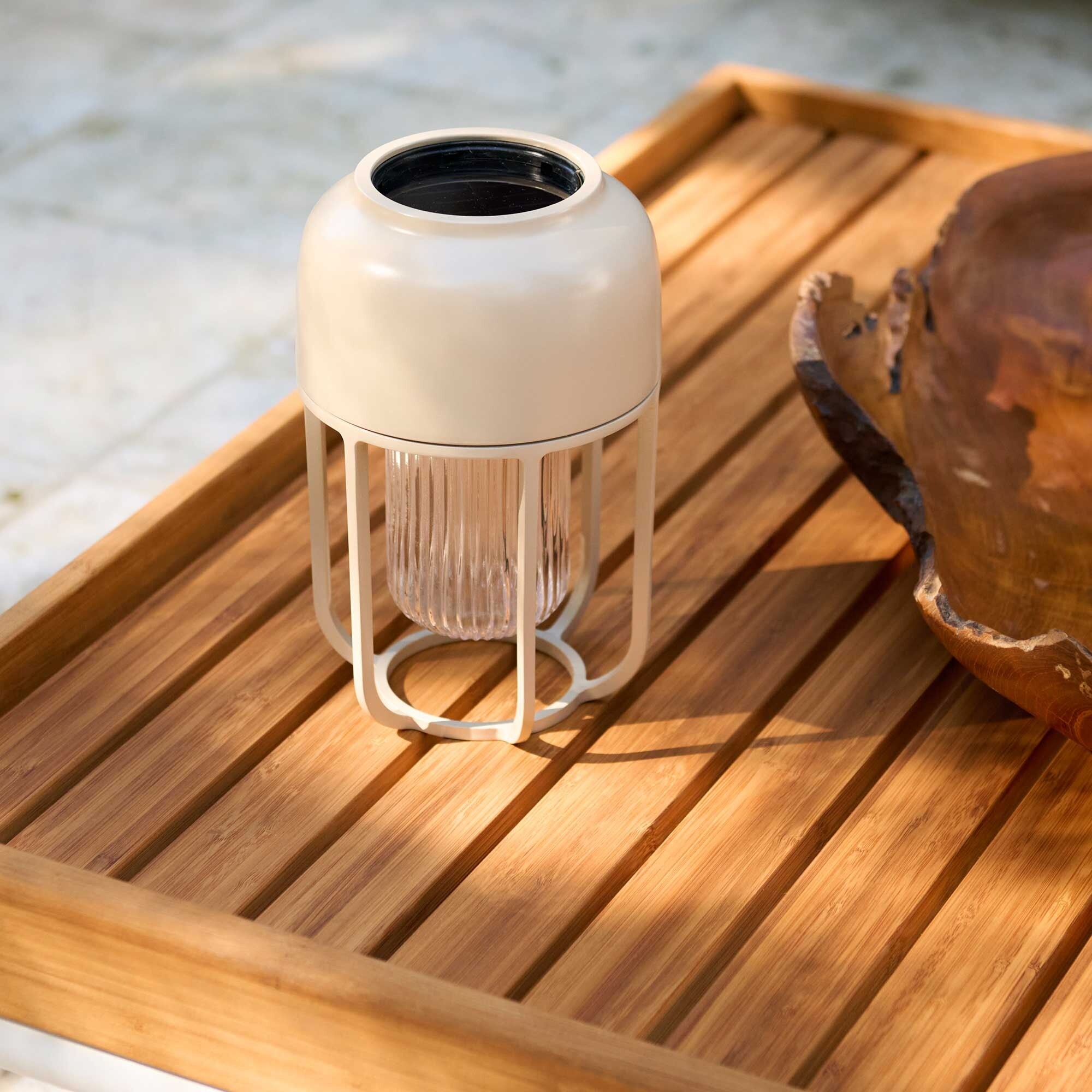 Light No1 LED Solar Table Lamp with Battery