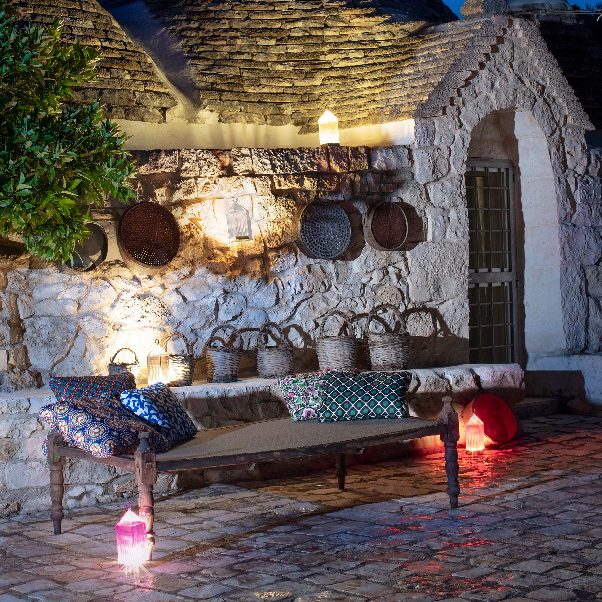 Lantern LED Table Lamp with Battery