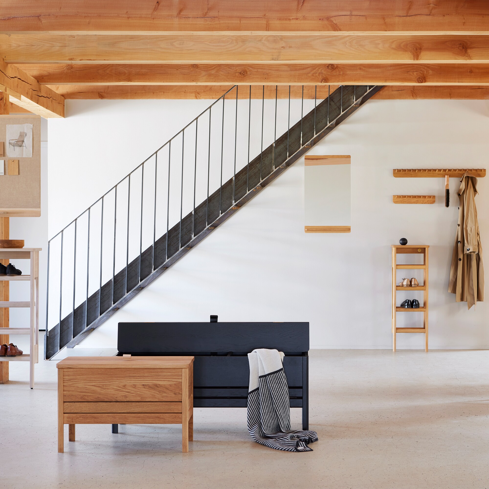 A Line Storage Bench 68cm