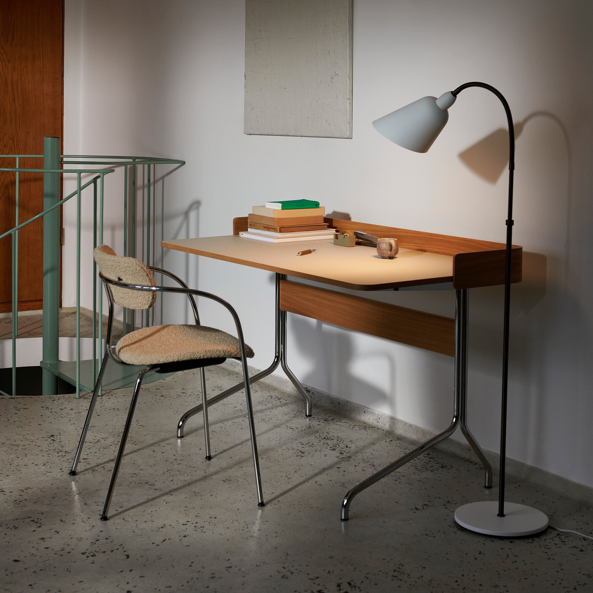 Anniversary Edition Bellevue AJ7 Floor Lamp