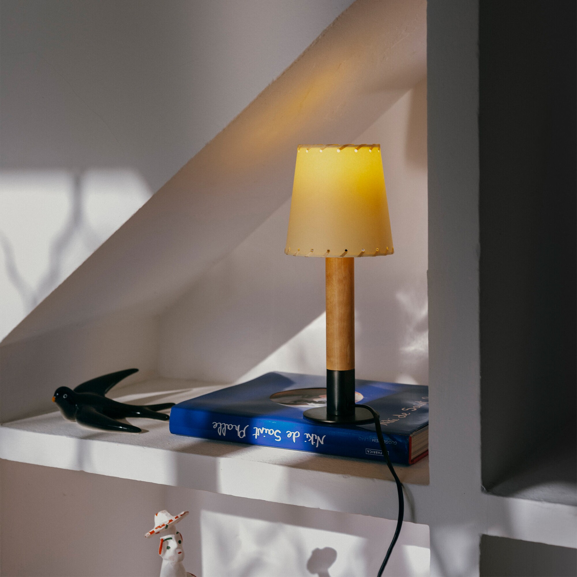 Basica Minima Table Lamp