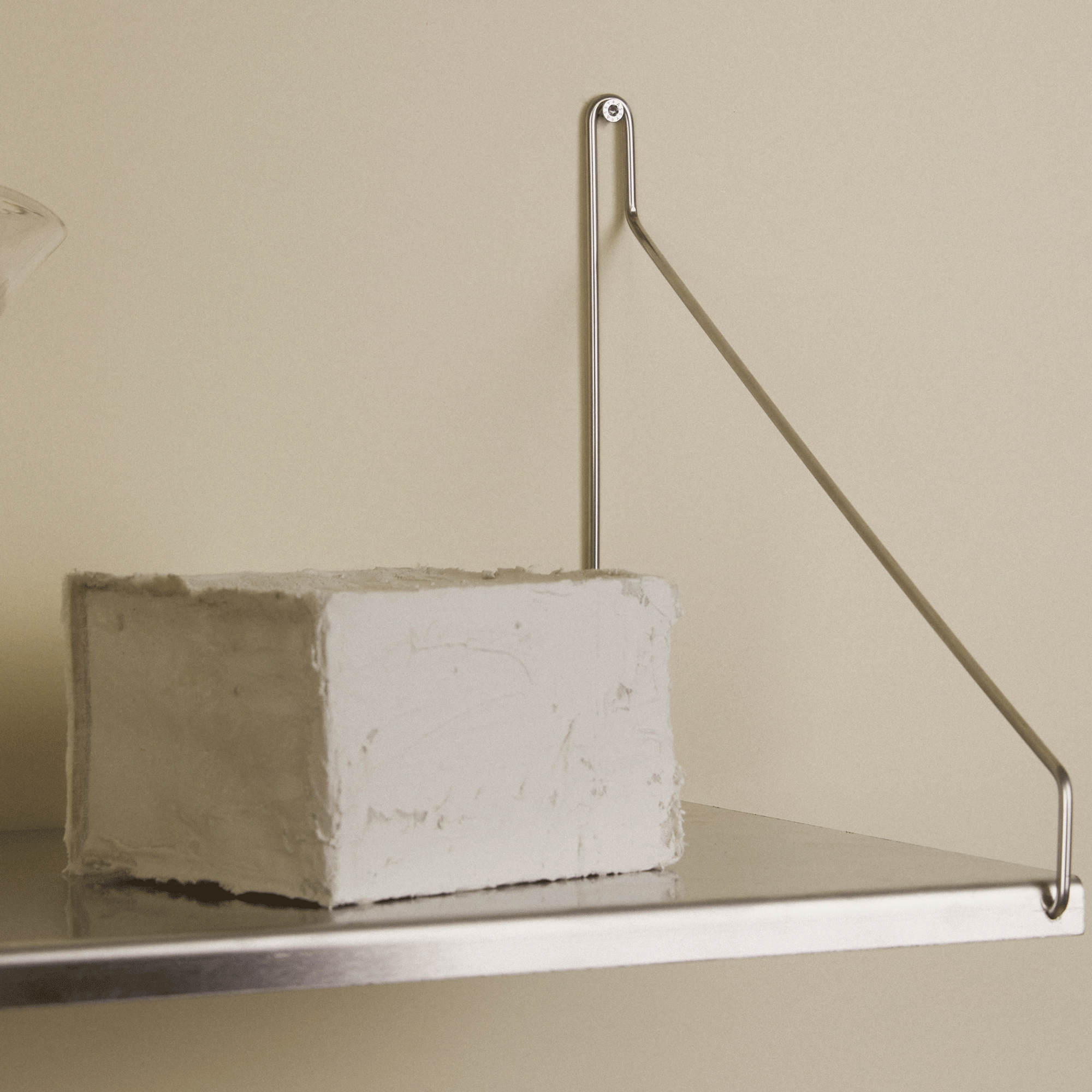 D27 Wall Shelf Stainless Steel