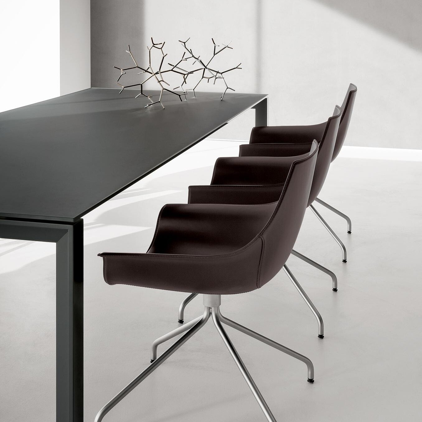 Apta P134 Dining Table Fix