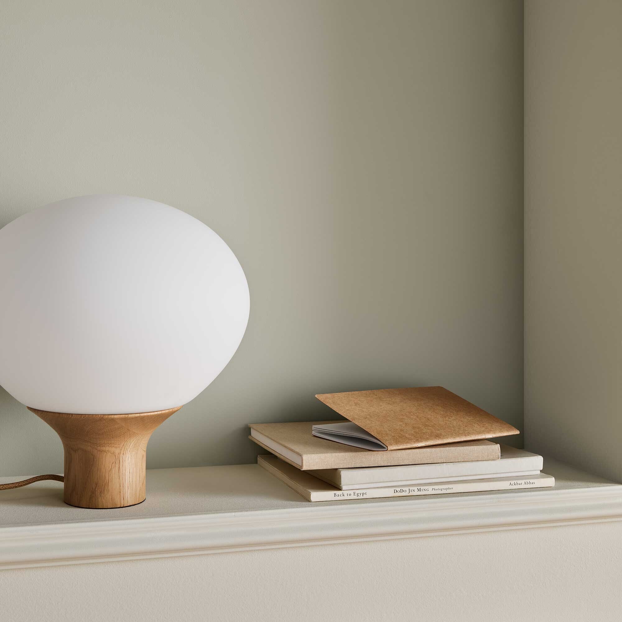 Acorn Table Lamp Ø 32cm
