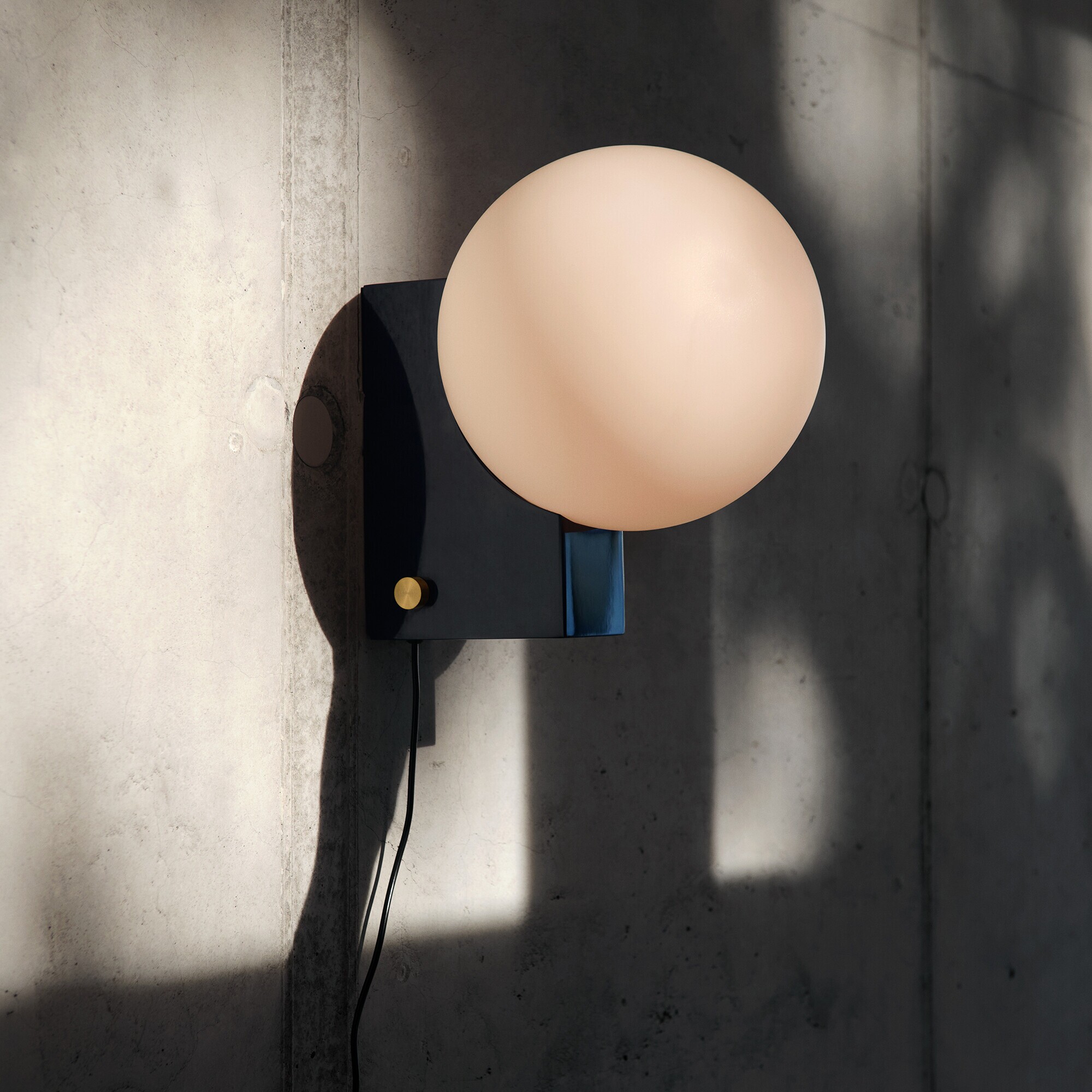 Journey SHY2 Wall Lamp