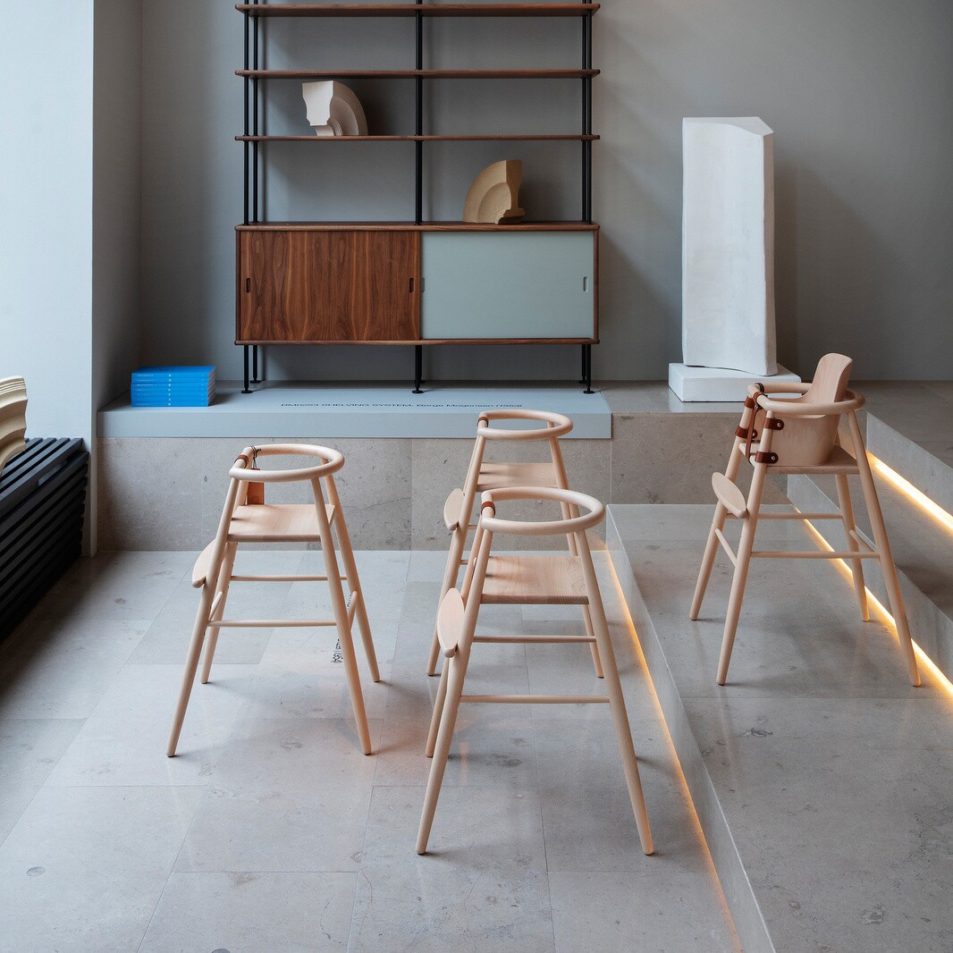 ND54 High Chair With Baby Seat