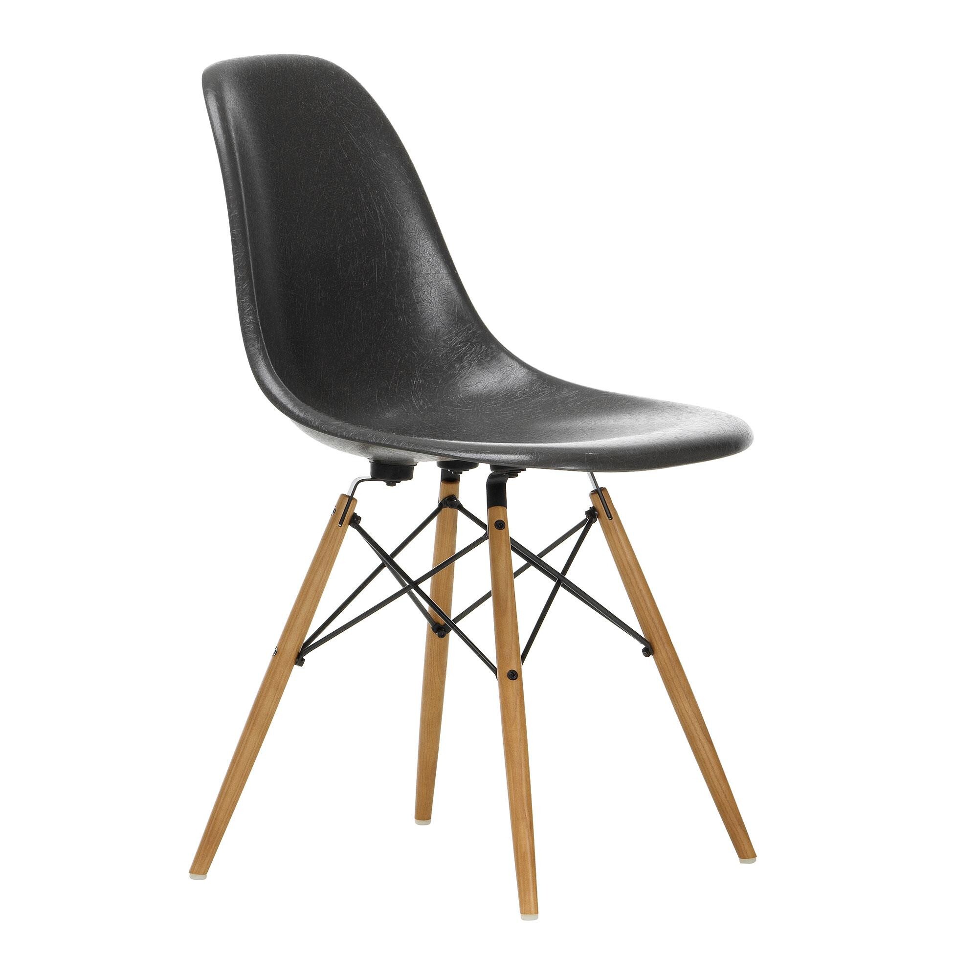 Eames Fiberglass Side Chair DSW Ash Base