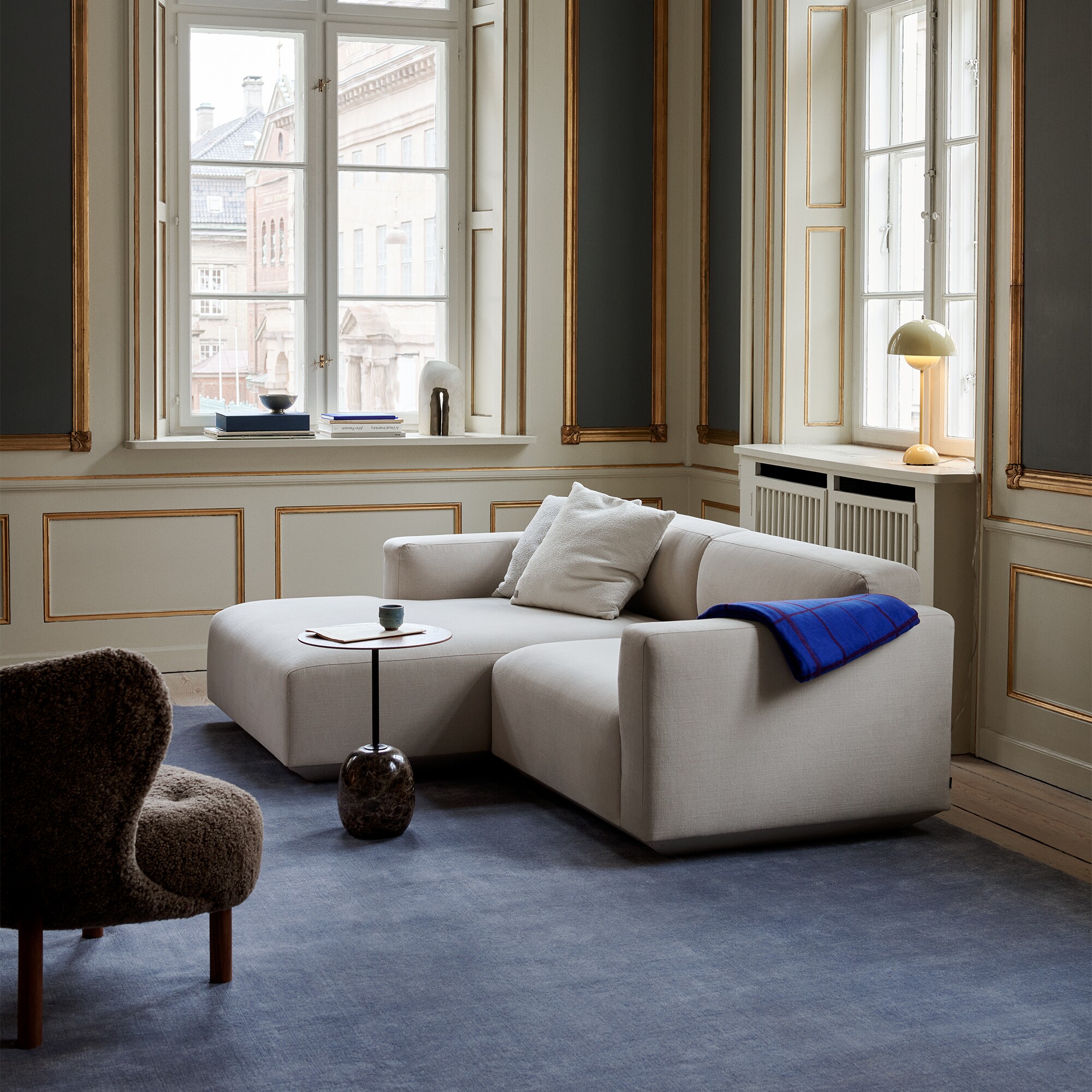 Develius 2-Seater Sofa Chaise Longue Right