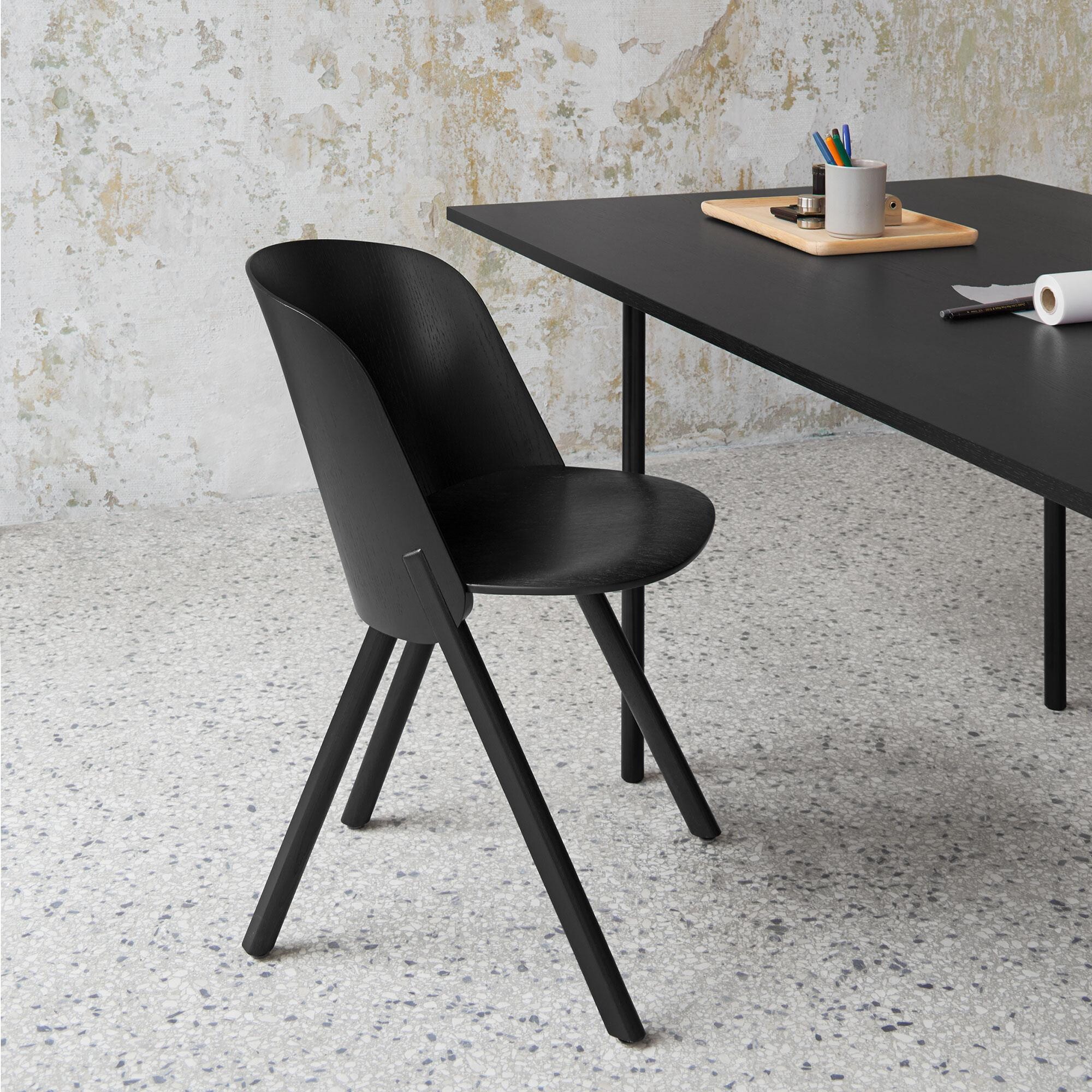 e15 TA14 Anton Dining Table