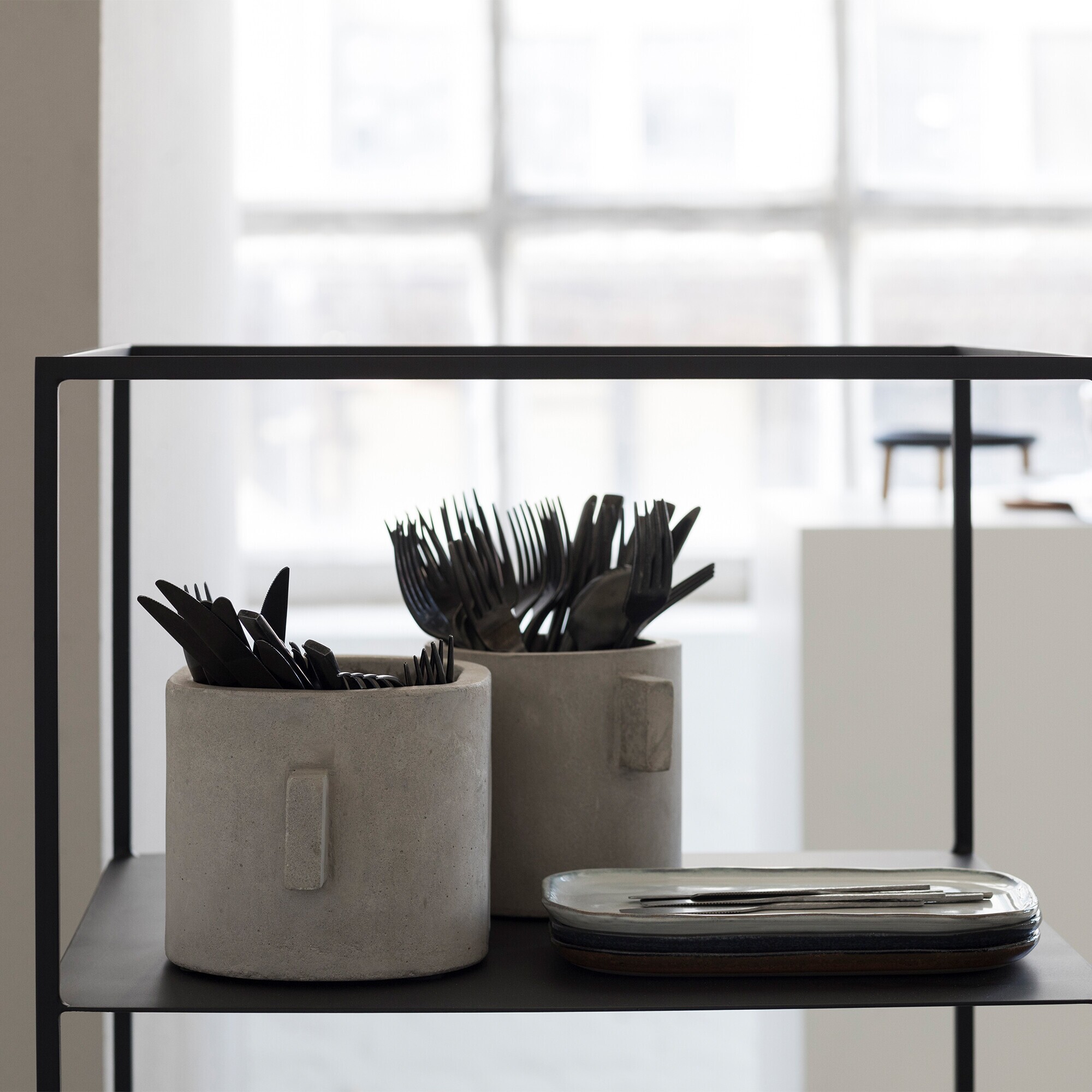 Concrete Flower Pot Ø 27cm