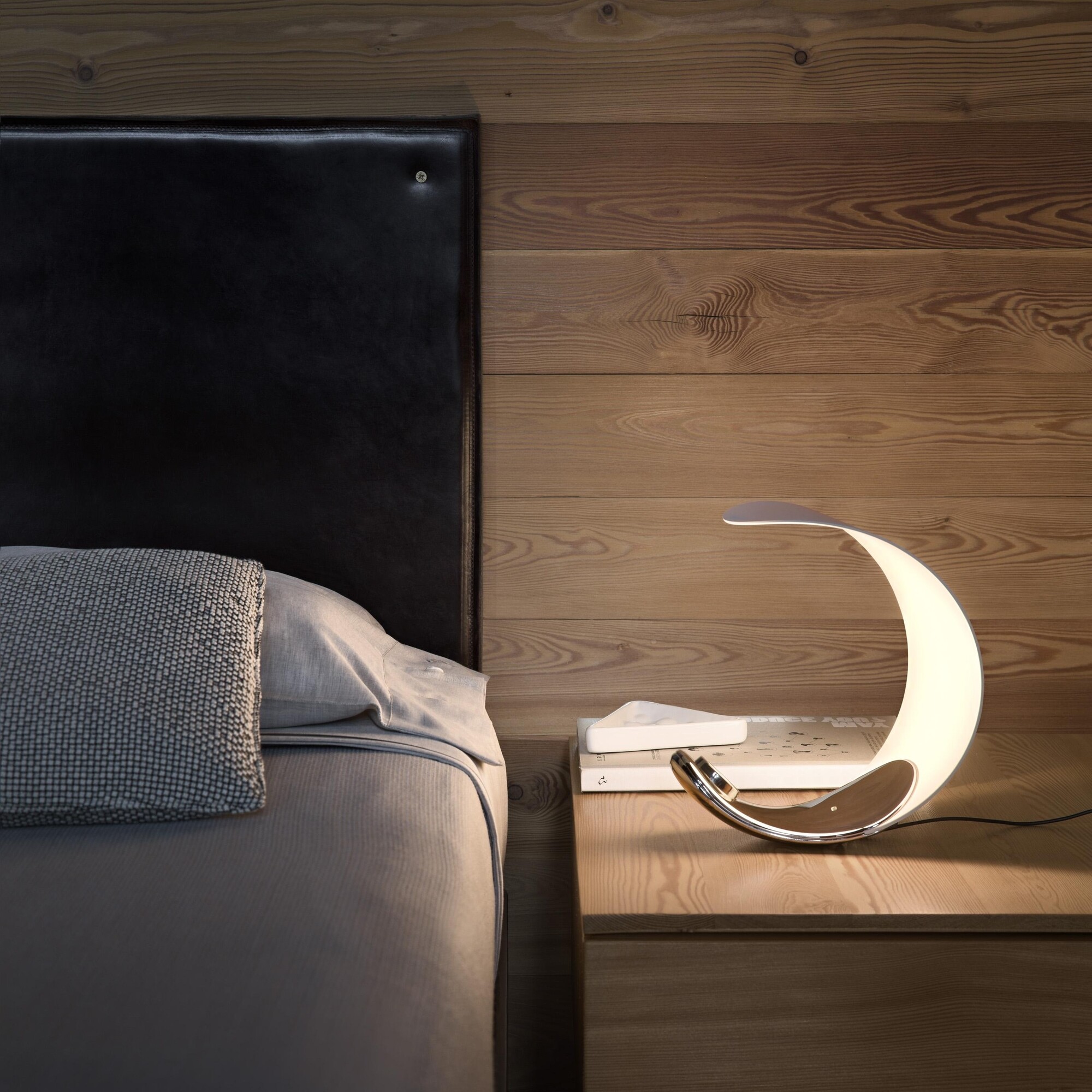 Curl LED Table Lamp