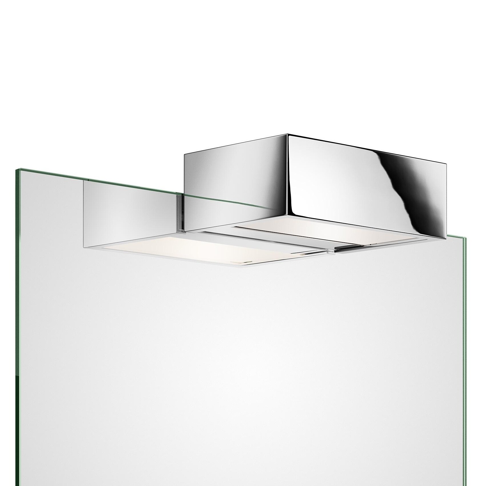 Box 1-15 Mirror Clip Lamp