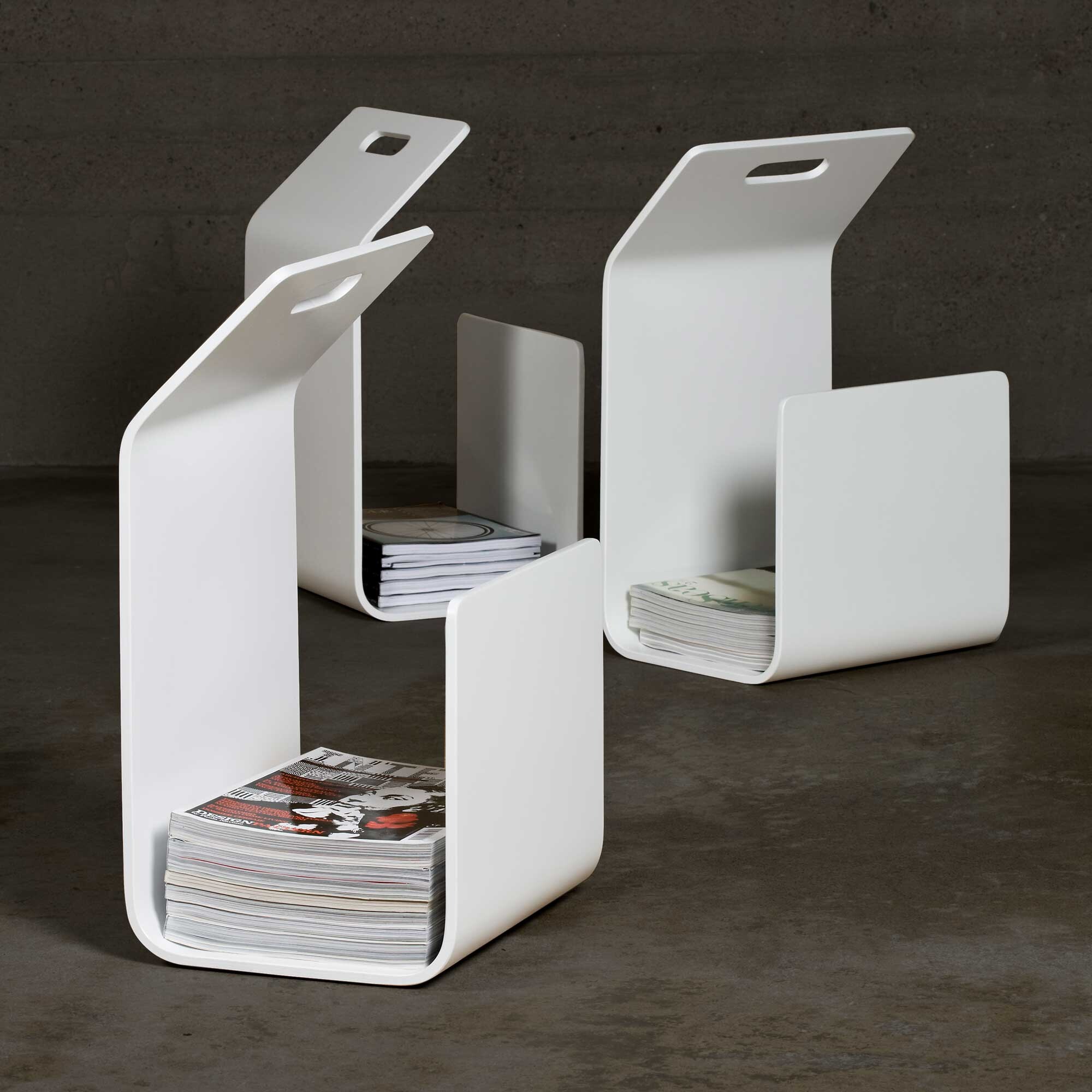 Kanto Magazine Rack