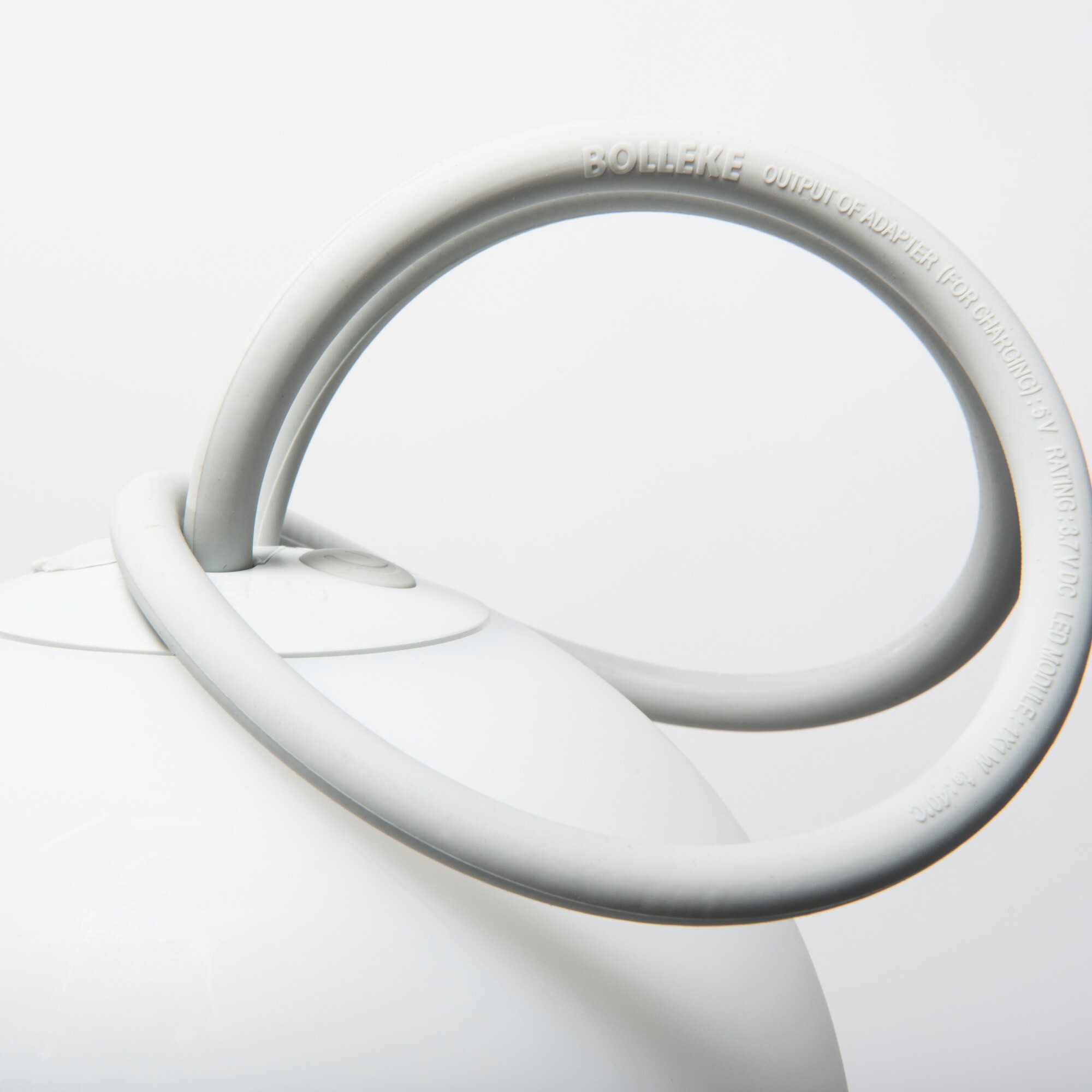 Bolleke Outdoor LED Hanging Lamp with Battery