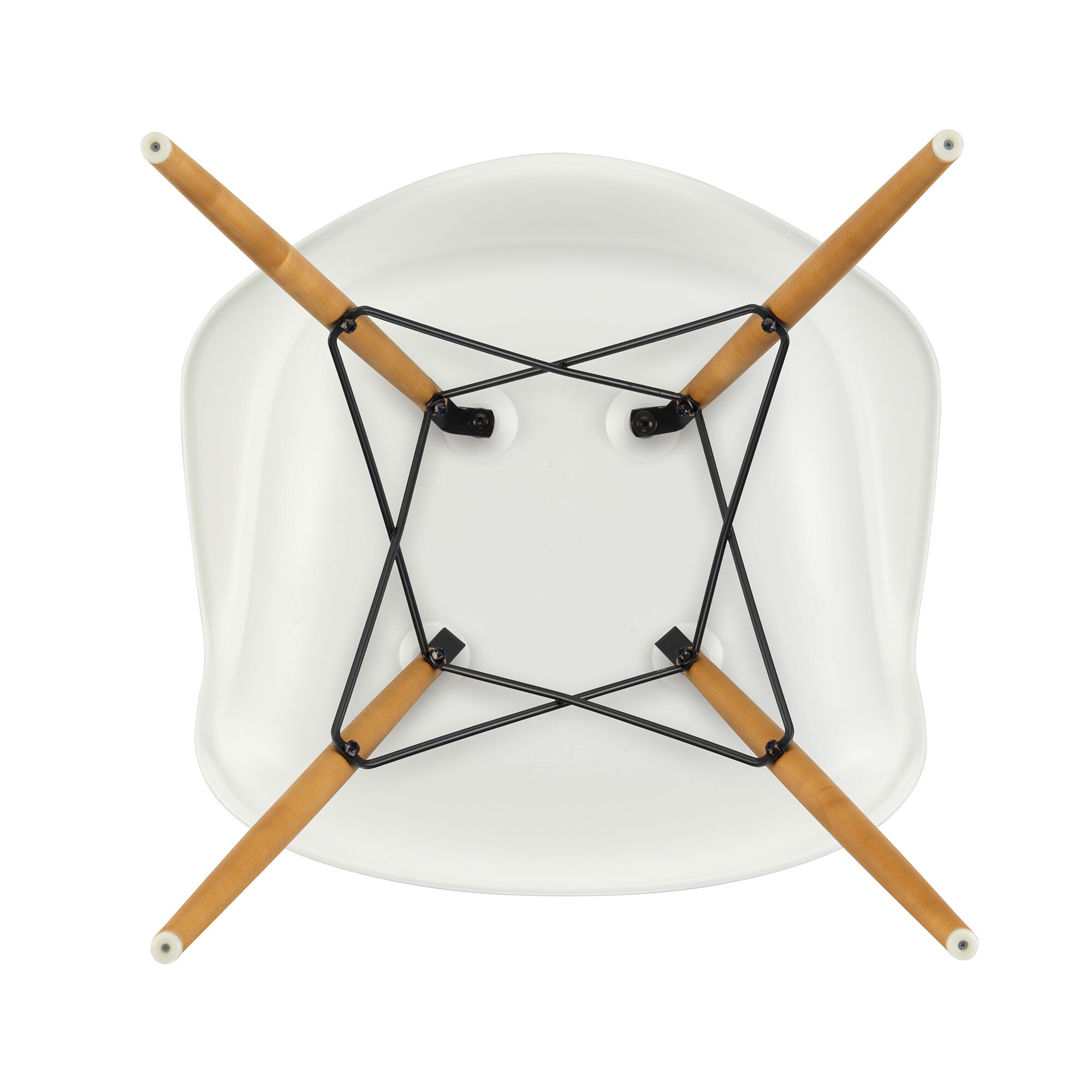 Eames Plastic Armchair DAW Golden Maple Base