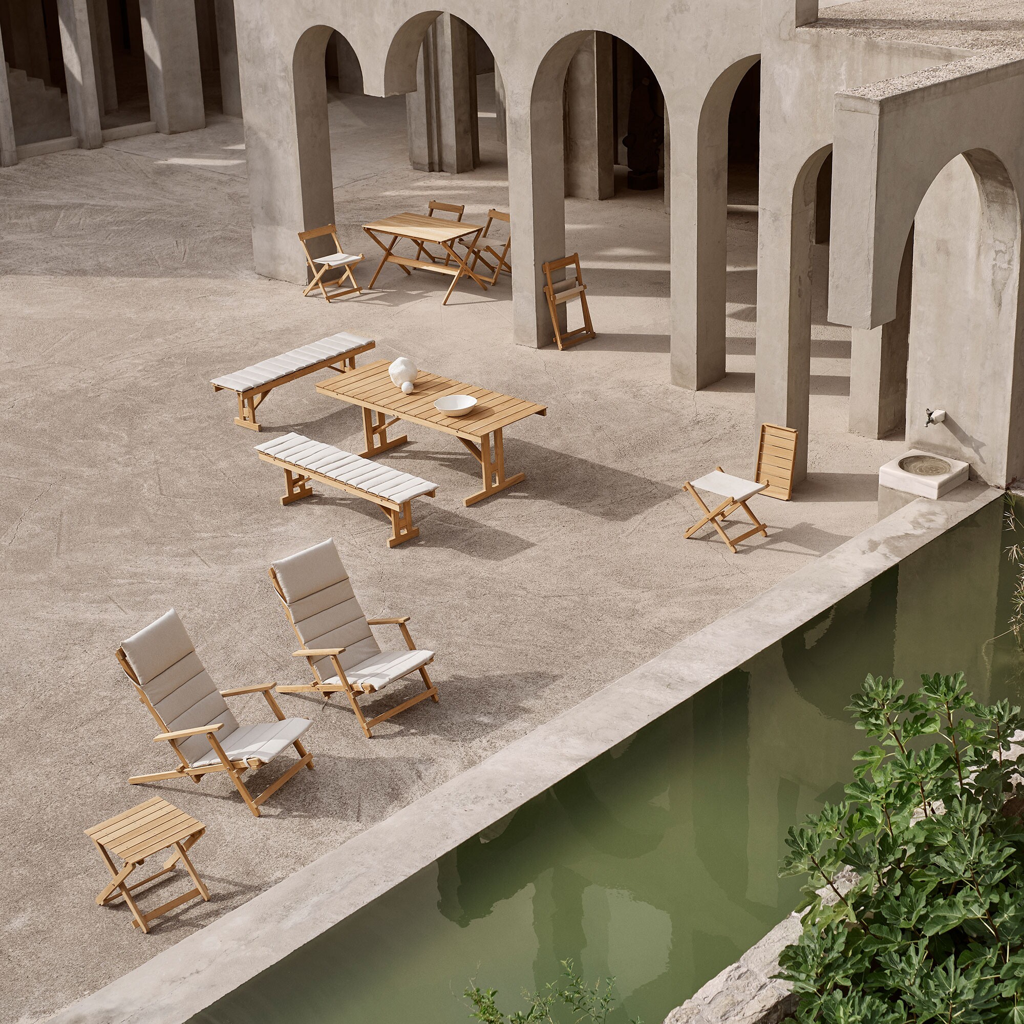 BM3670 Outdoor Folding Table