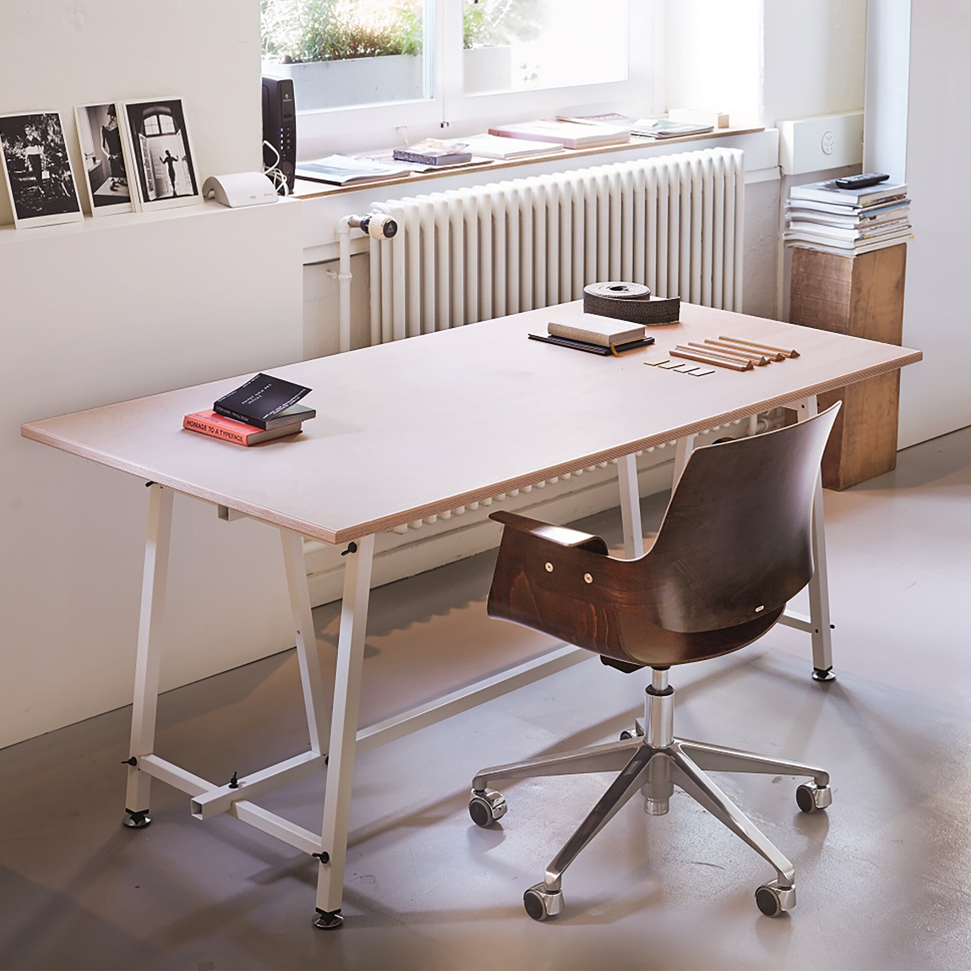 Marchand Atelier Model 4040 Office Chair