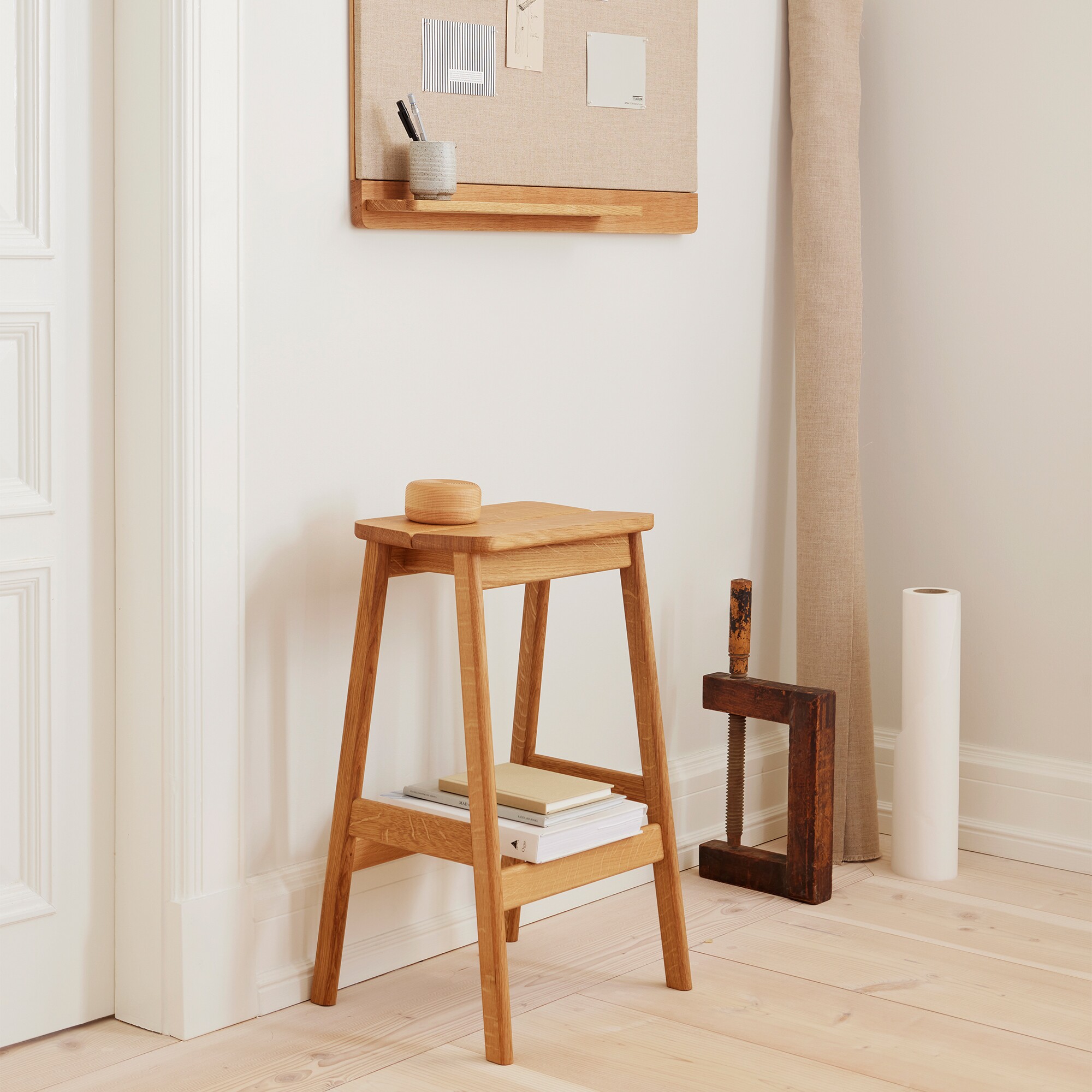 Angle Bar Stool 75cm