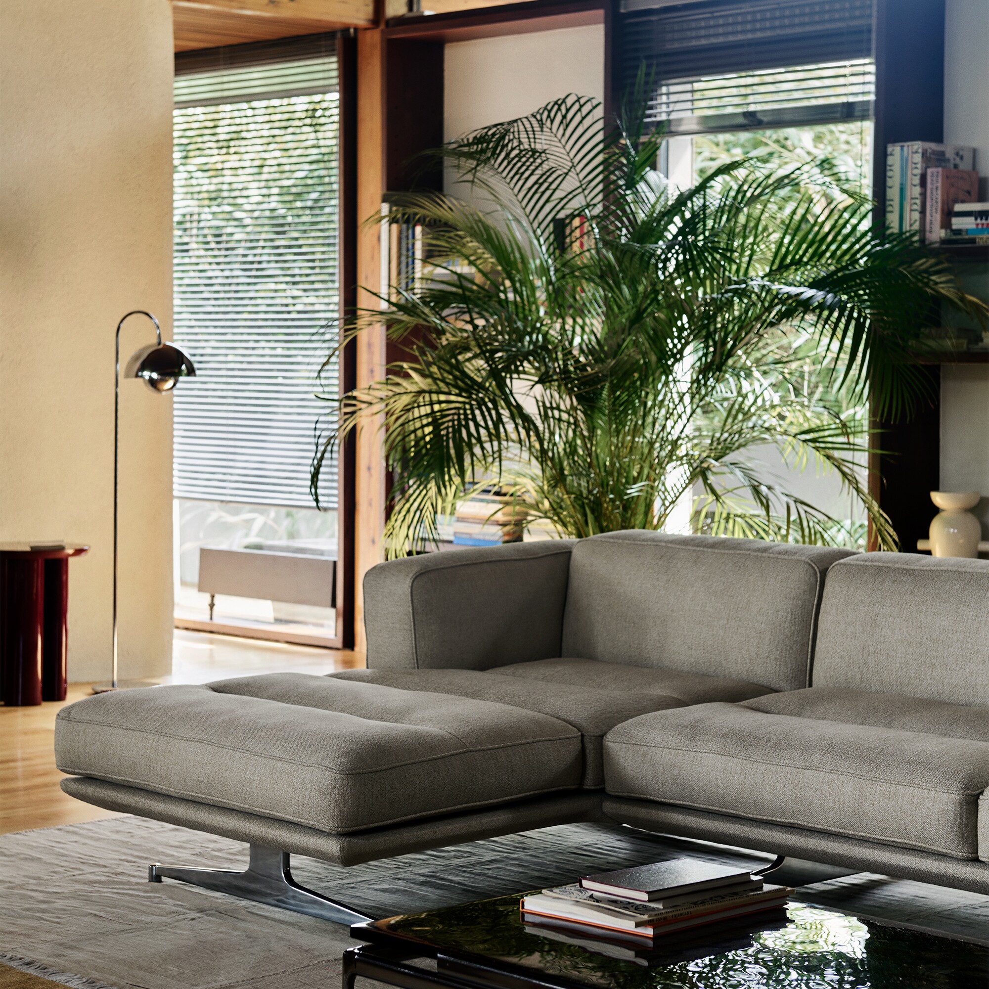 Flowerpot VP12 Floor Lamp