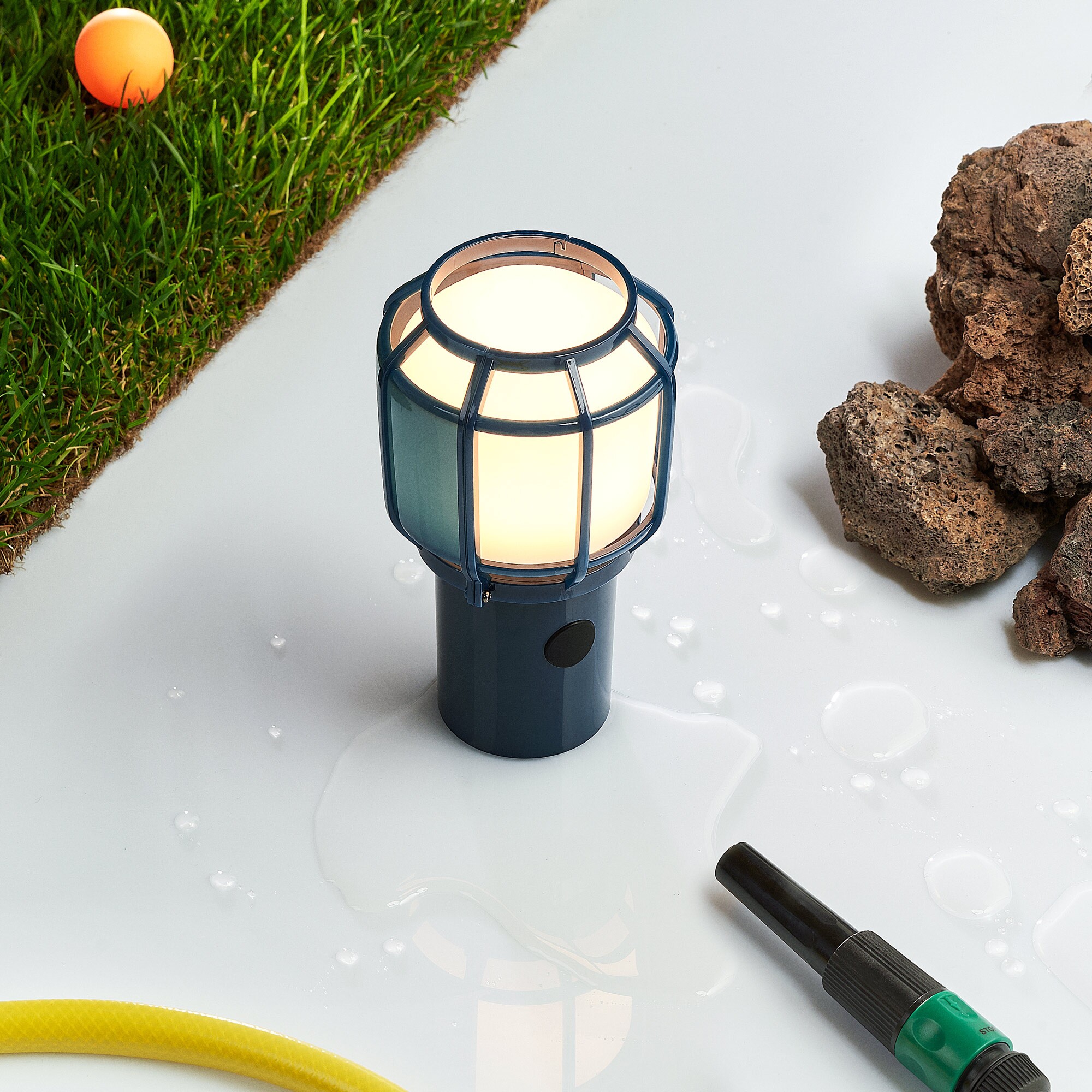 Chispa LED Lamp with Battery