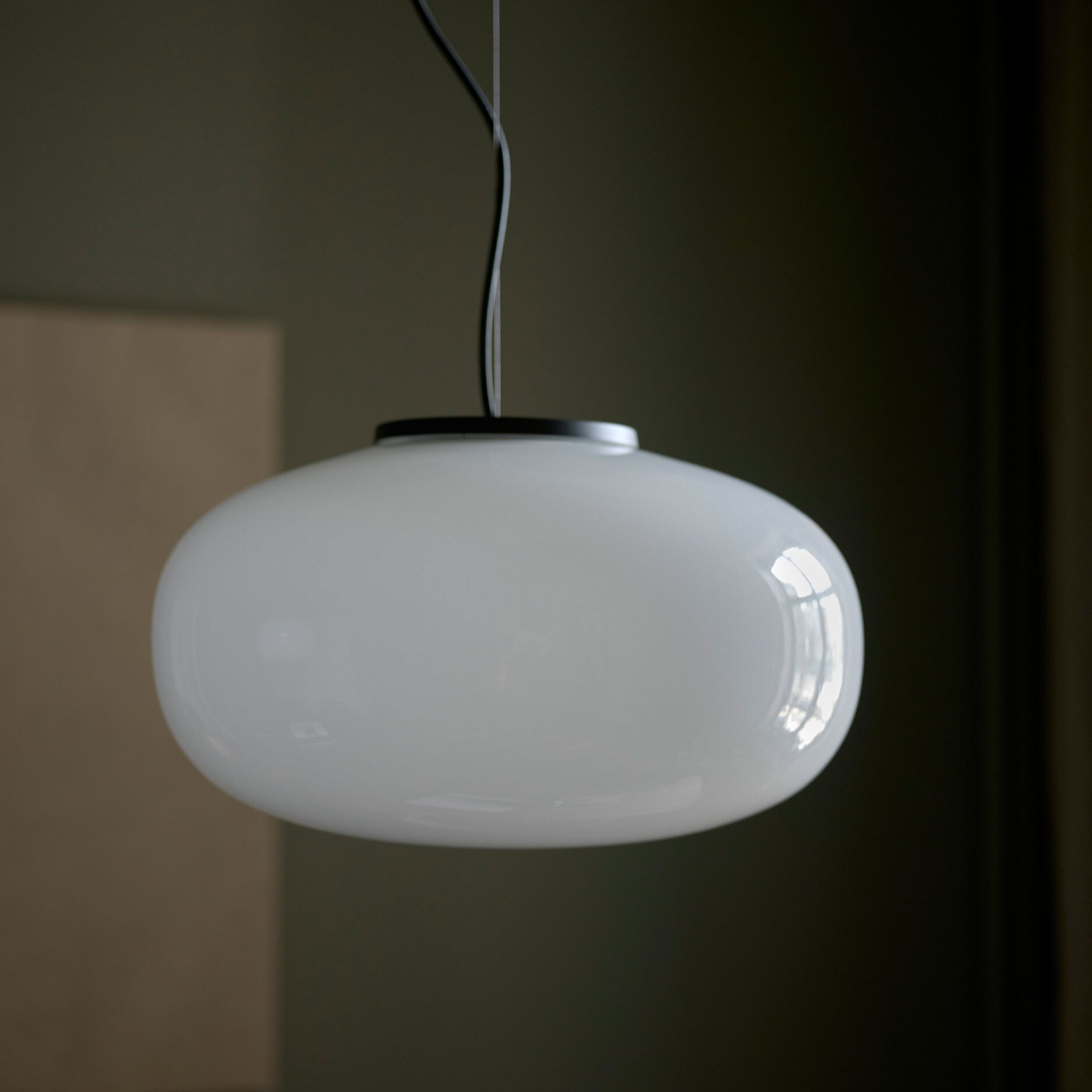 Karl-Johan LED Suspension Lamp Ø40cm