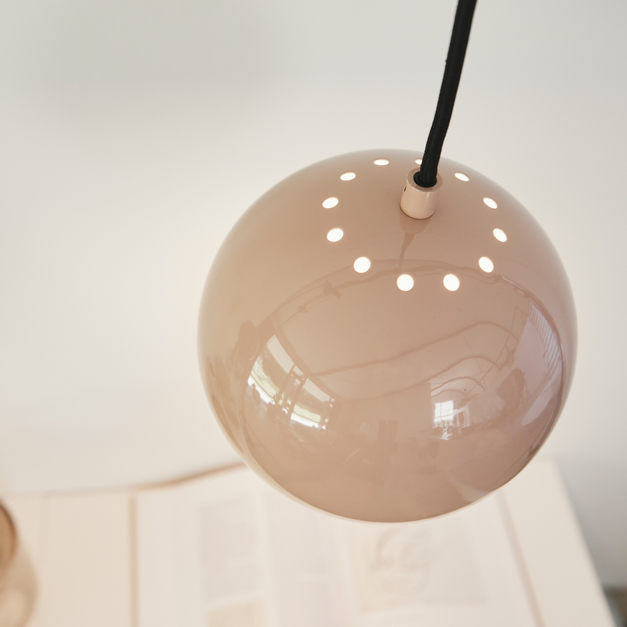 Ball Suspension Lamp Ø18cm Glossy