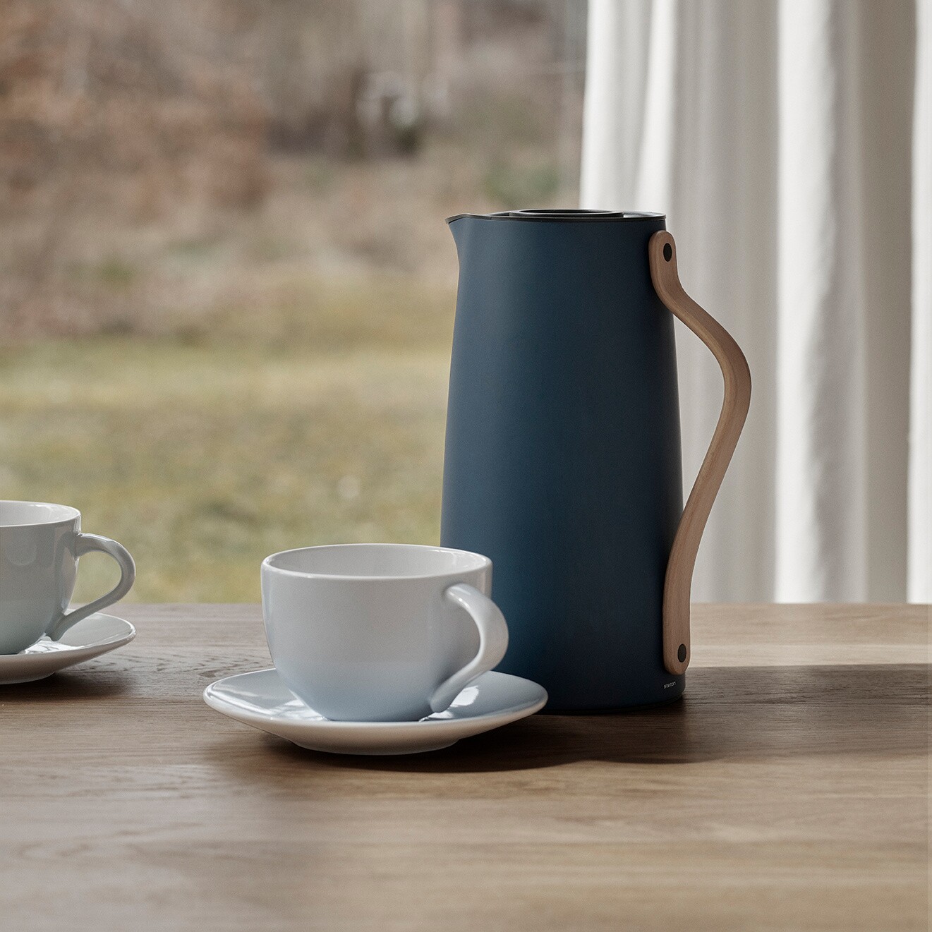 Emma Tea Vacuum Jug 1L Glossy