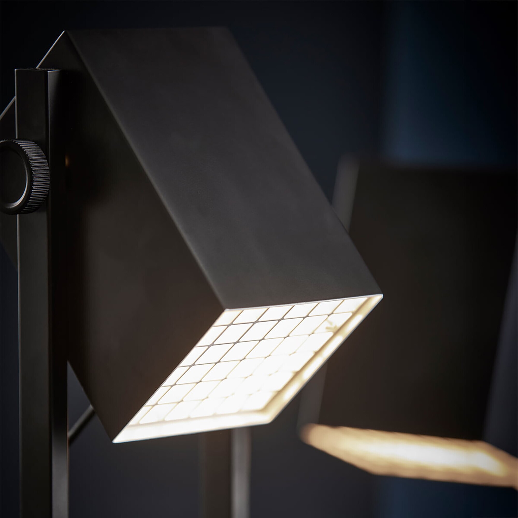 BF Quadro Table Lamp