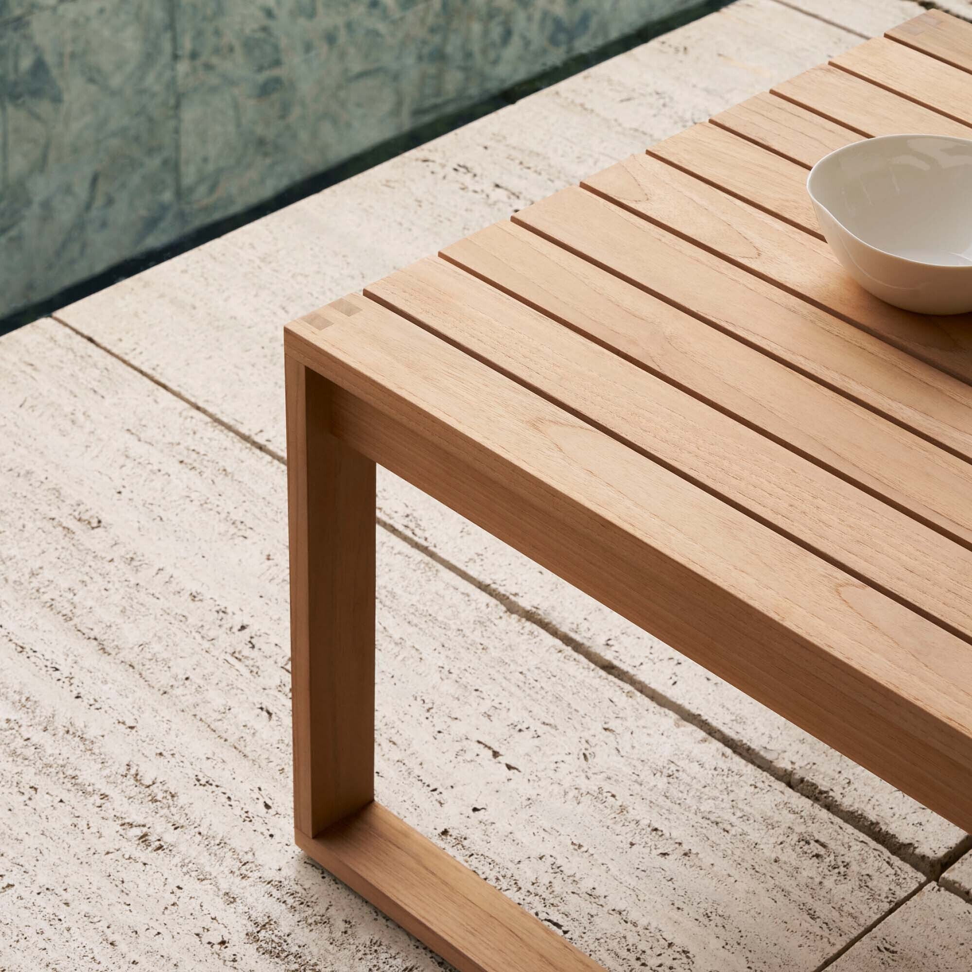 BK16 Outdoor Side Table