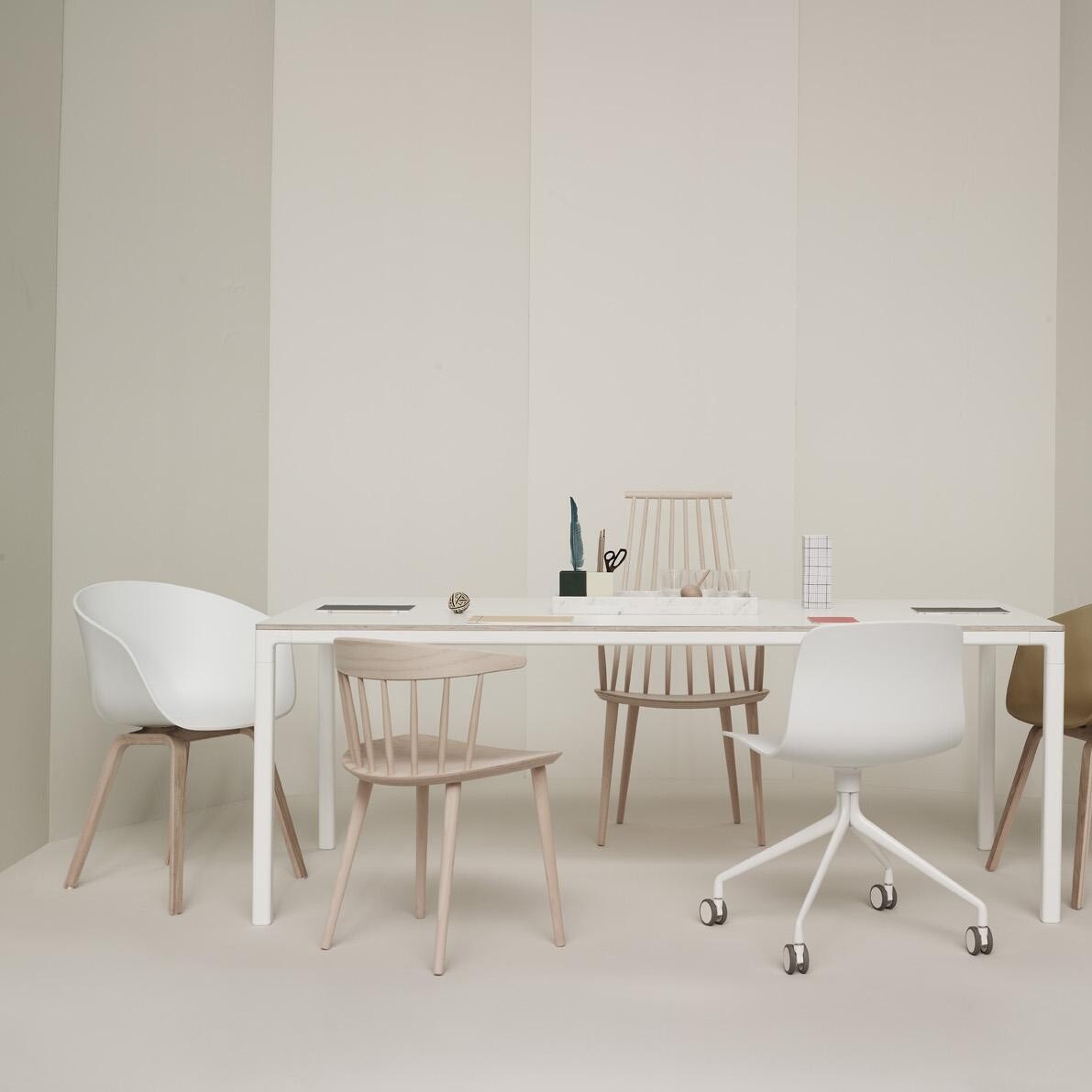 About a Chair AAC 22 2.0 Armchair Lacquered Oak