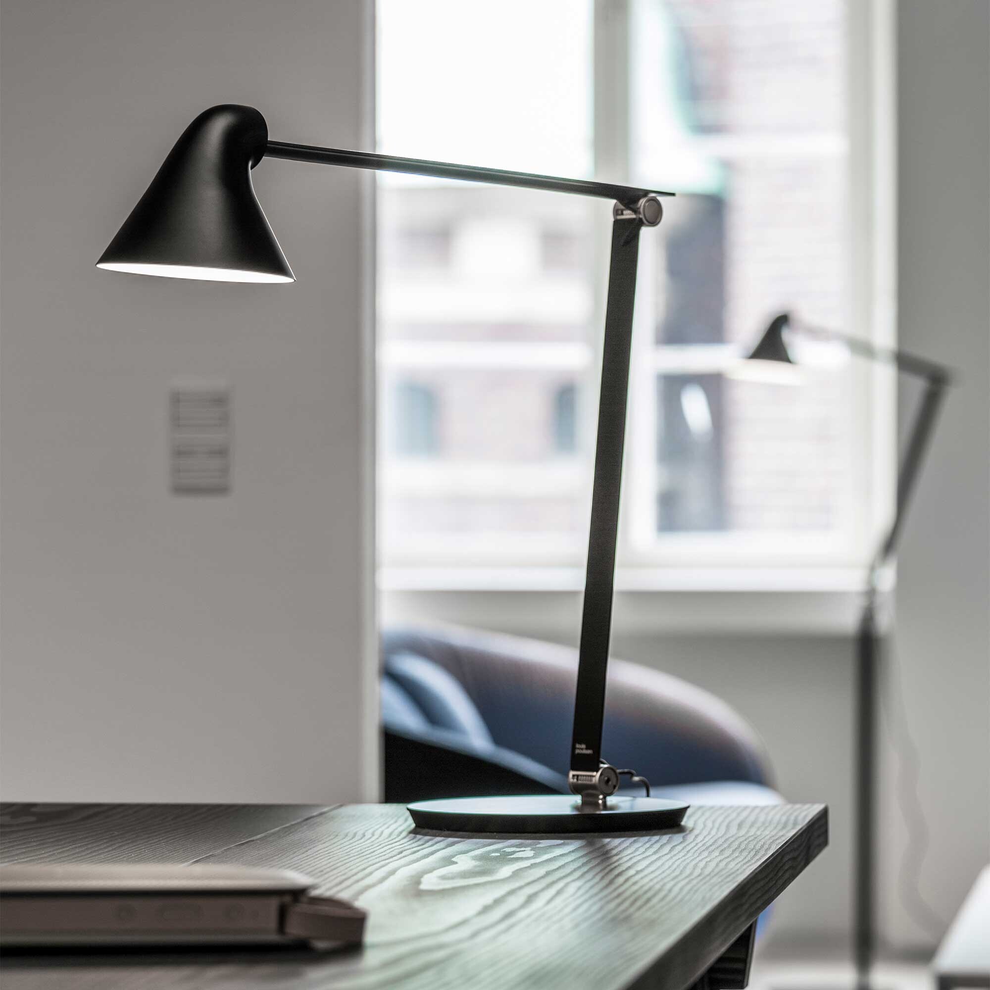 NJP LED Table Lamp