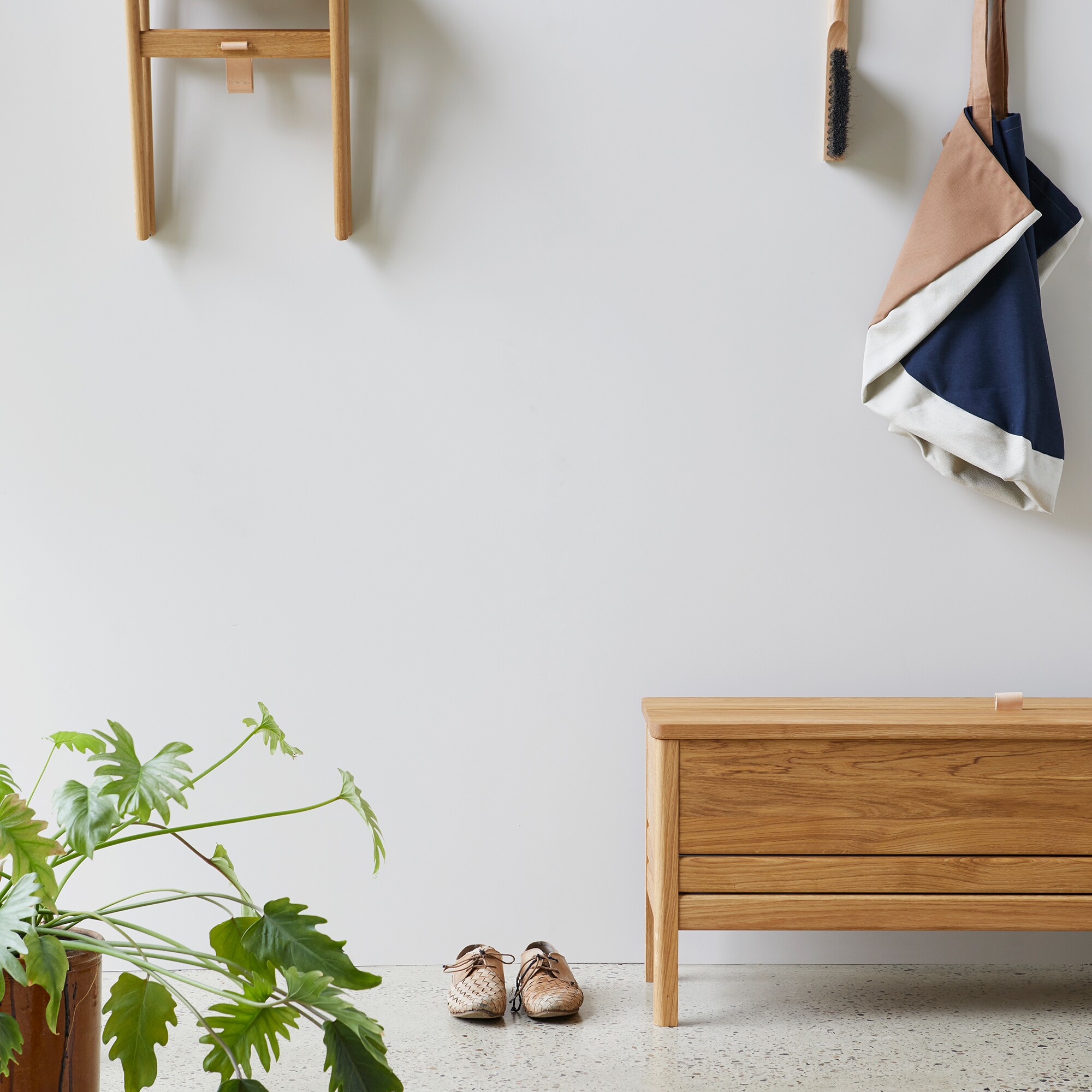 A Line Storage Bench 111cm