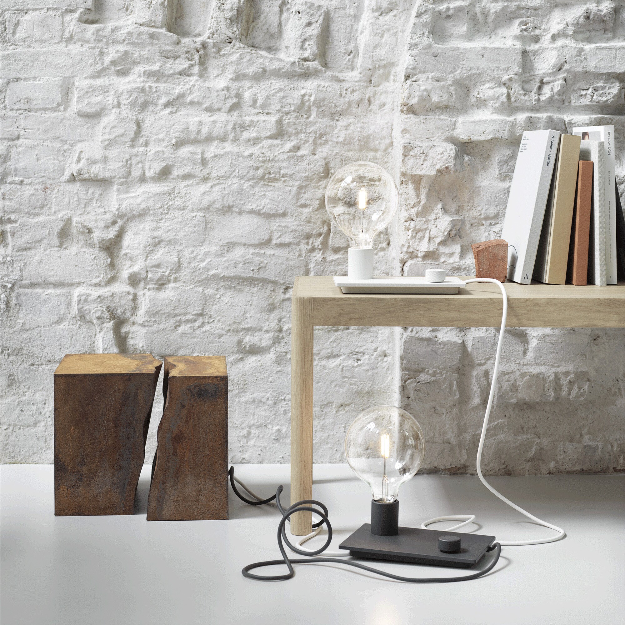 Muuto Control Table Lamp