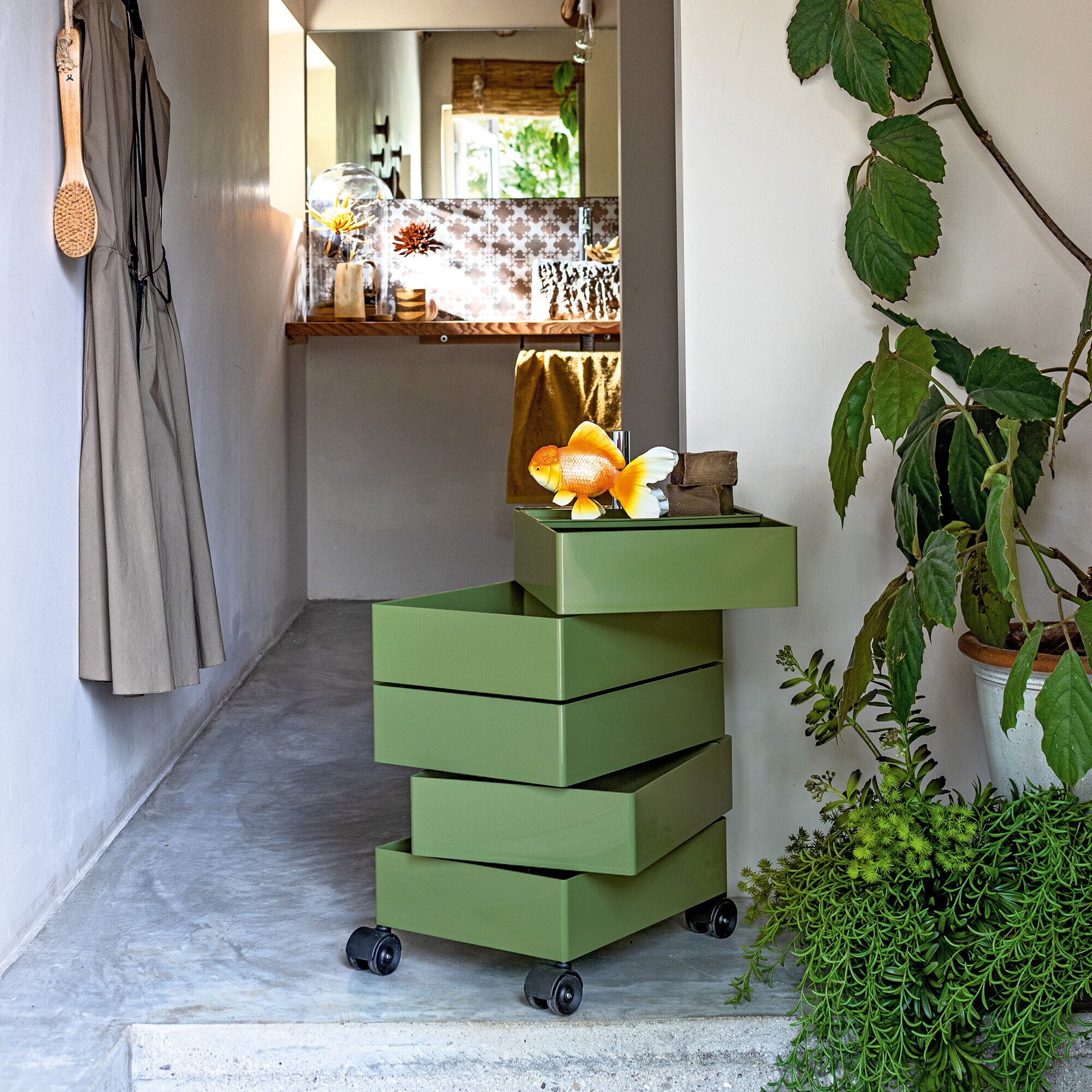 360° Container With Wheels H 72cm