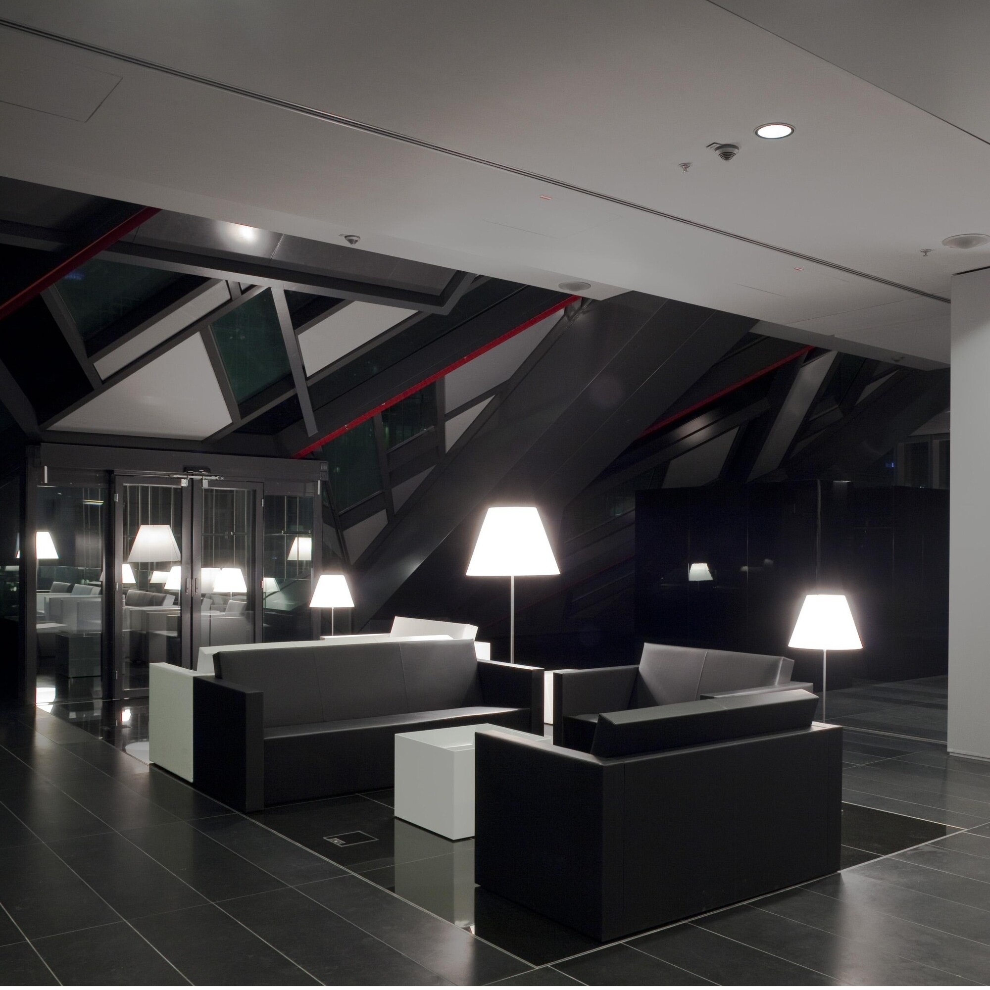 Grande Costanza Terra Floor Lamp