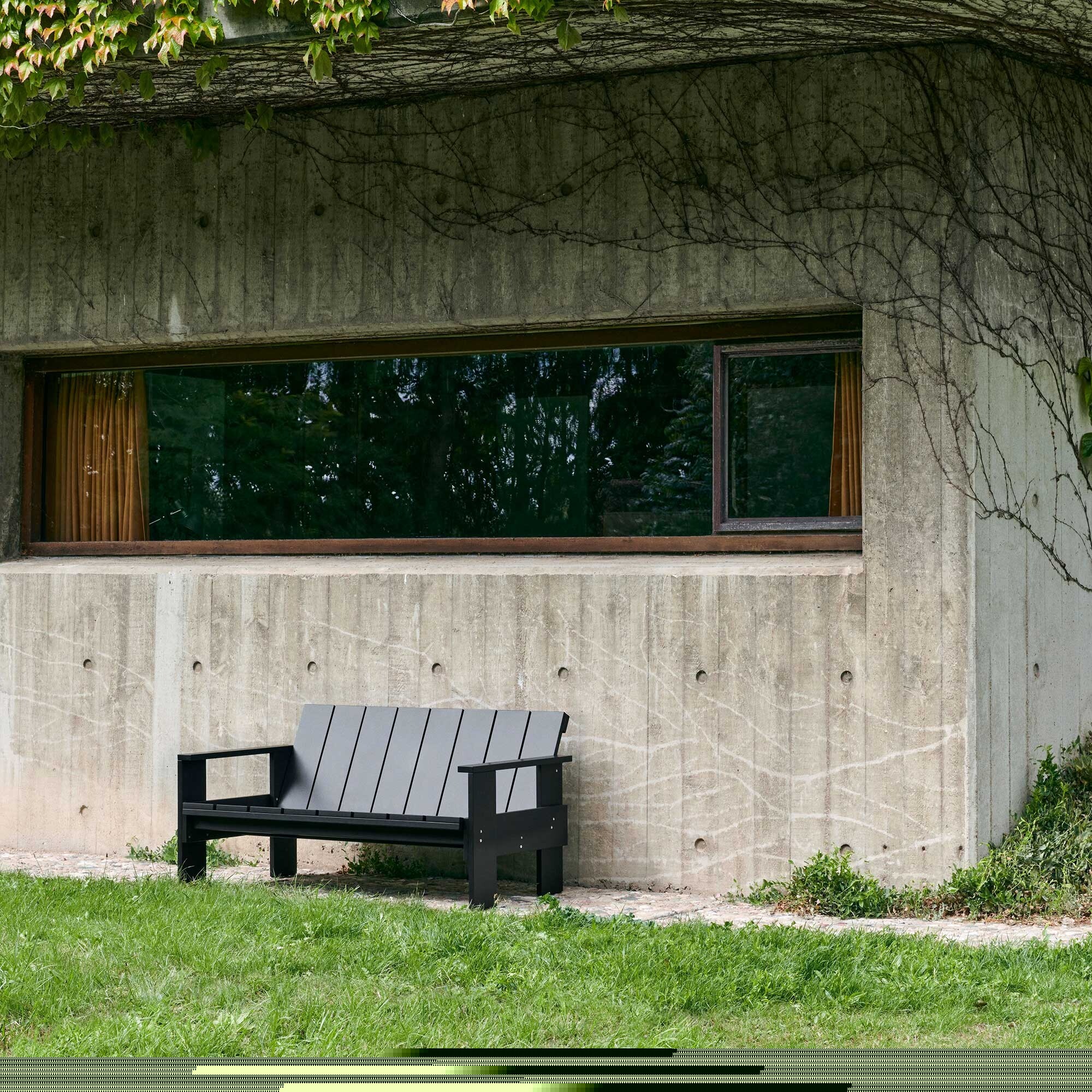 Crate Outdoor Lounge Sofa