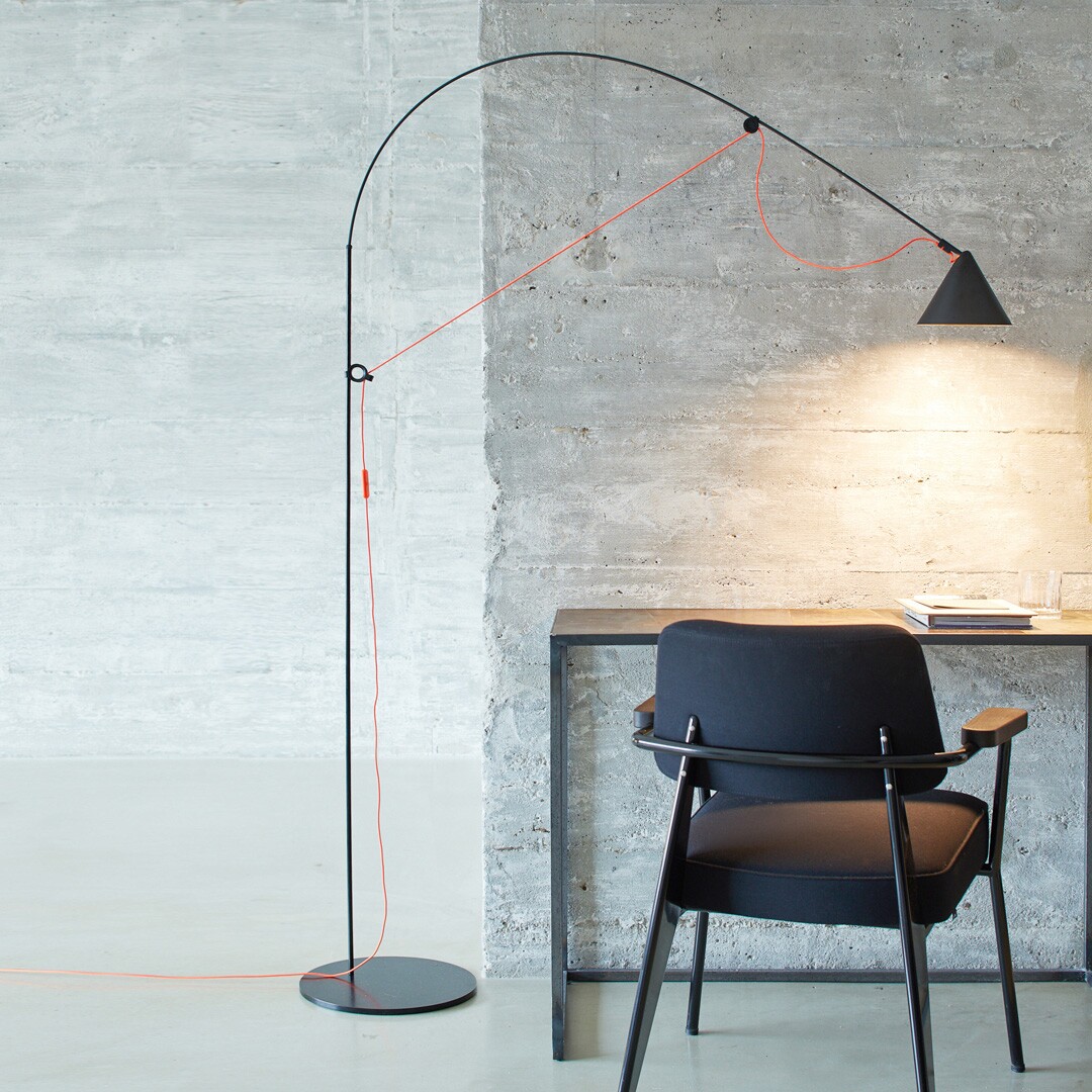 AYNO LED Floor Lamp L