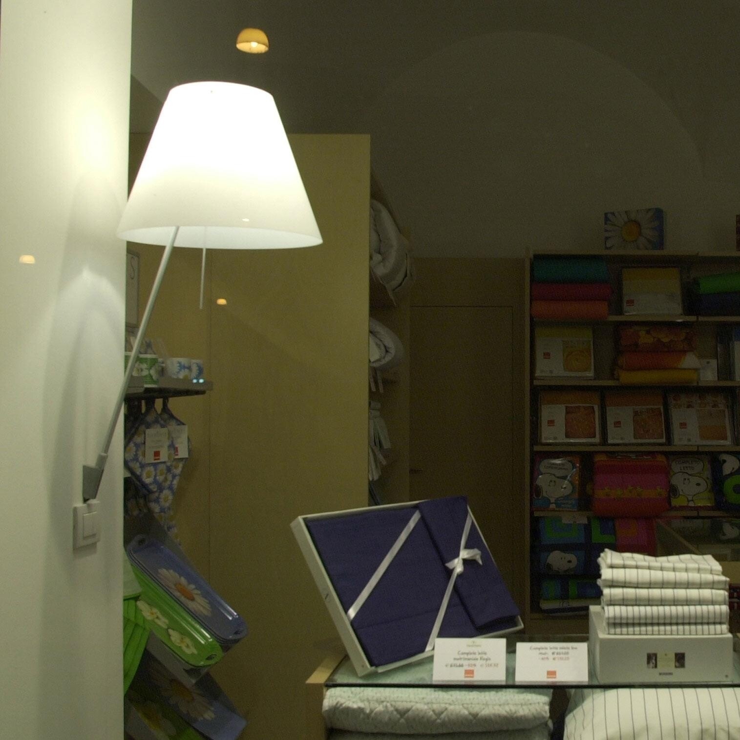 Costanza Wall Lamp Fix/On-Off