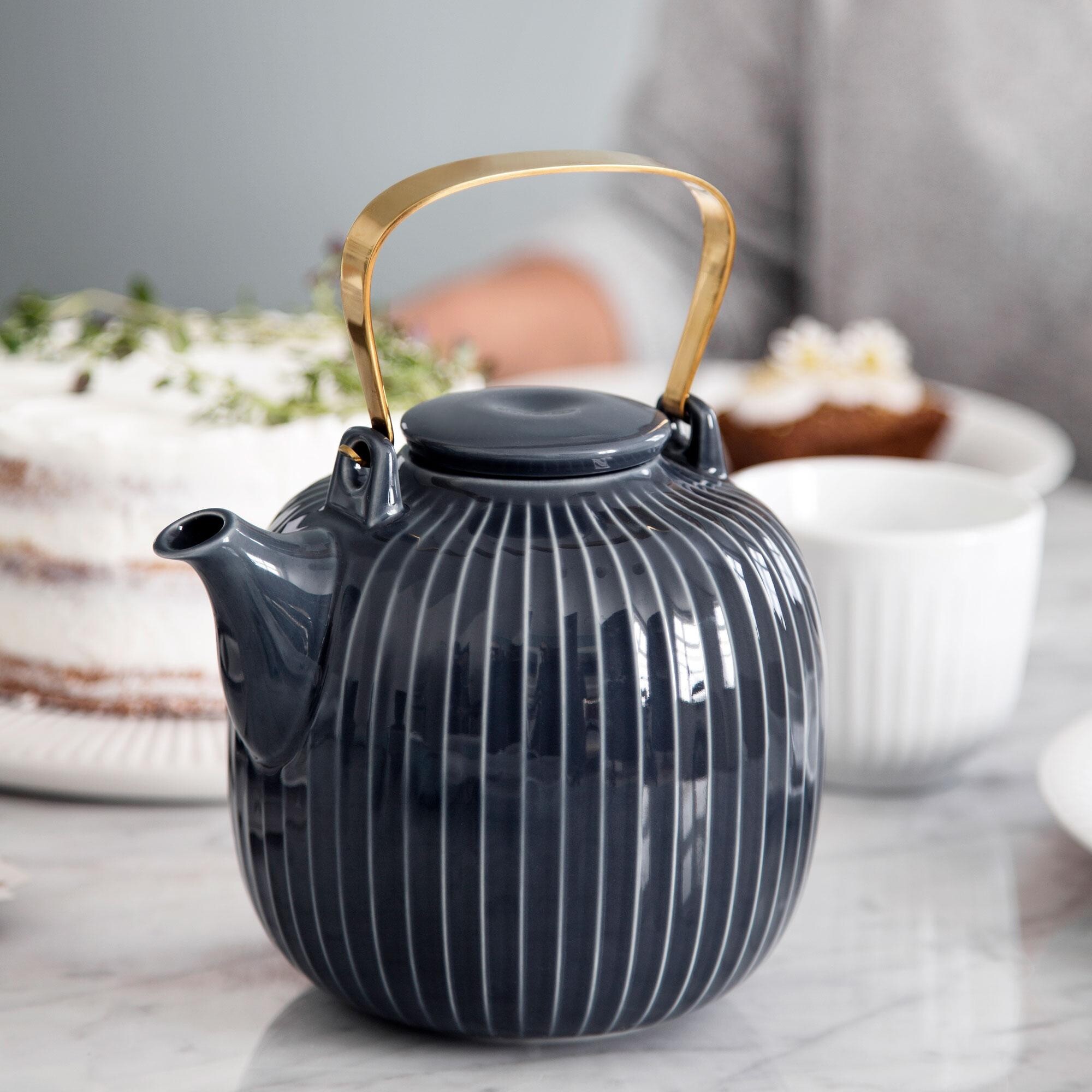 Hammershøi Teapot