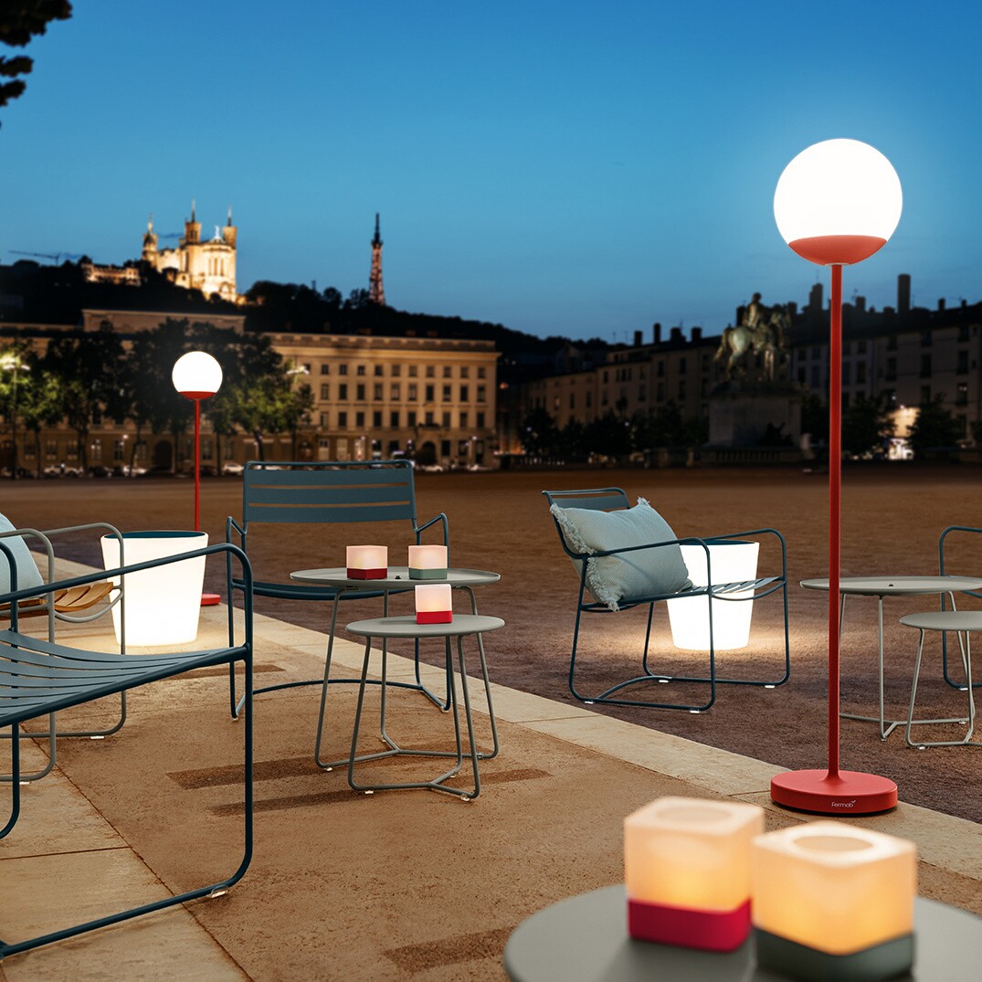 Inouï LED Light Stool with Battery