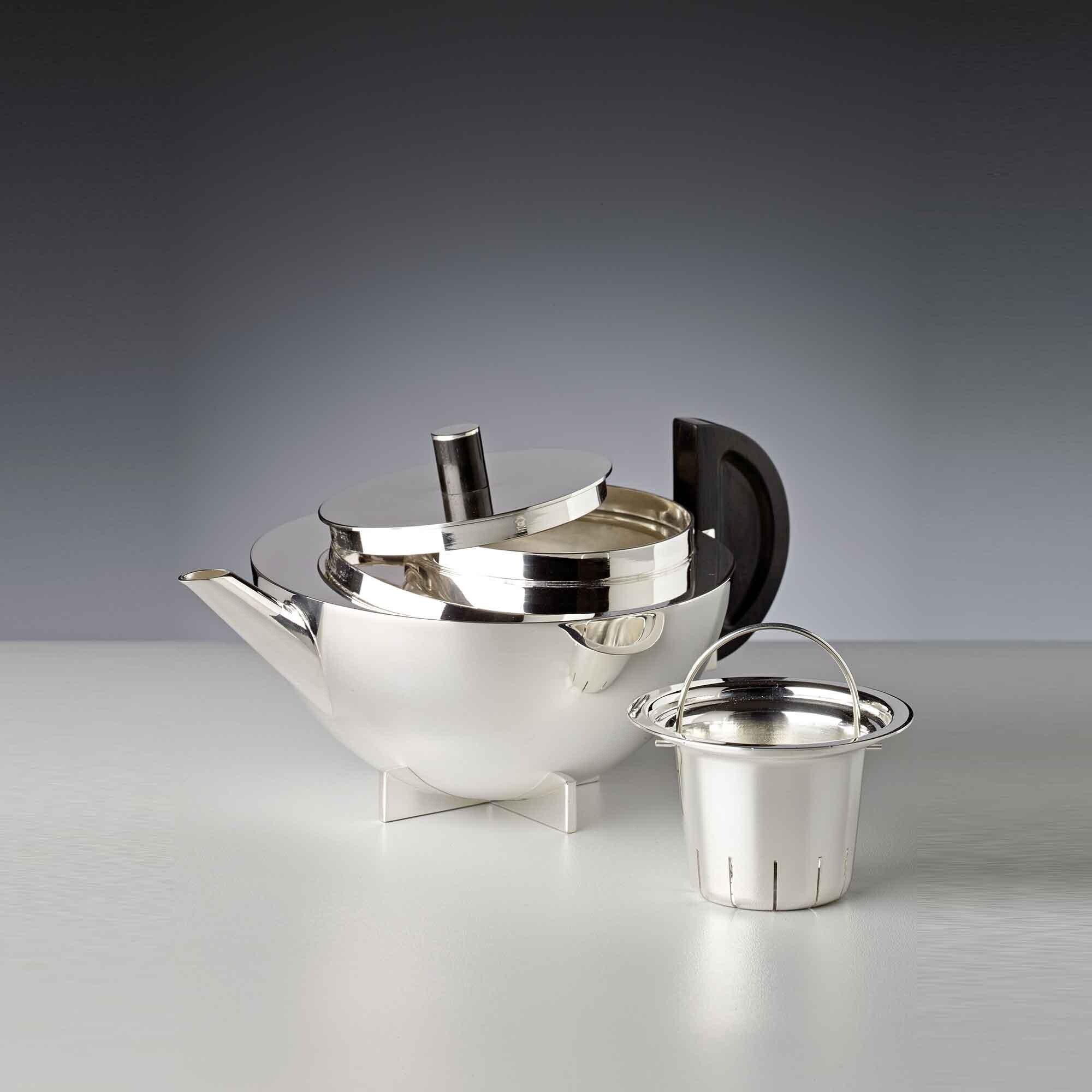 Bauhaus Teapot