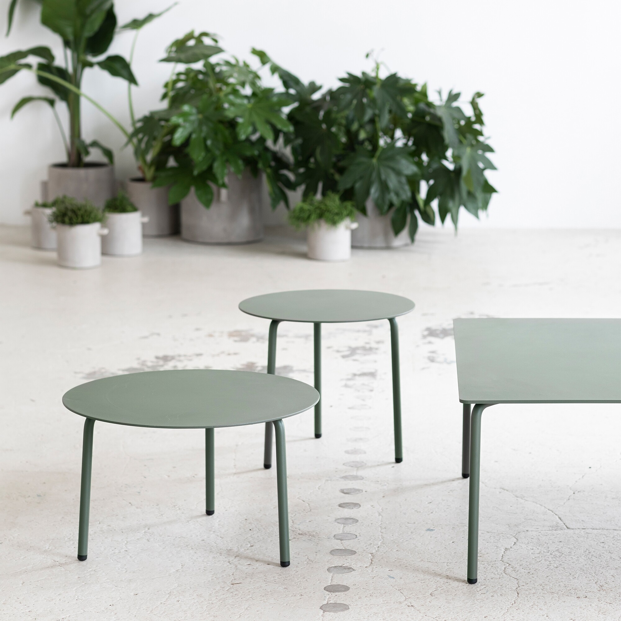 August Lounge Side Table Ø 40cm