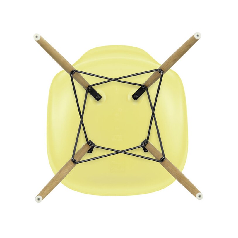 Eames Plastic Side Chair DSW RE Ash Base