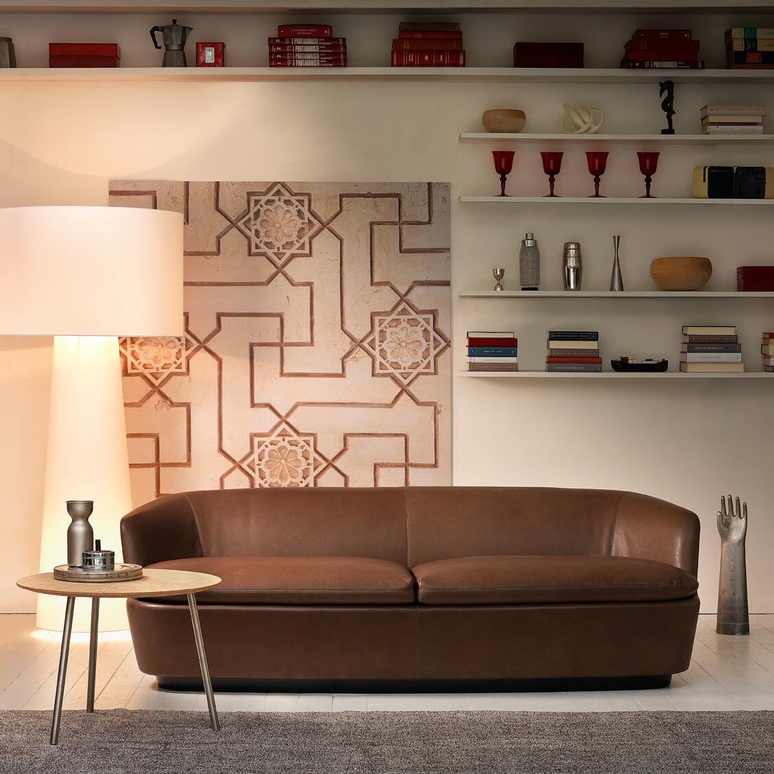 Big Shadow Floor Lamp