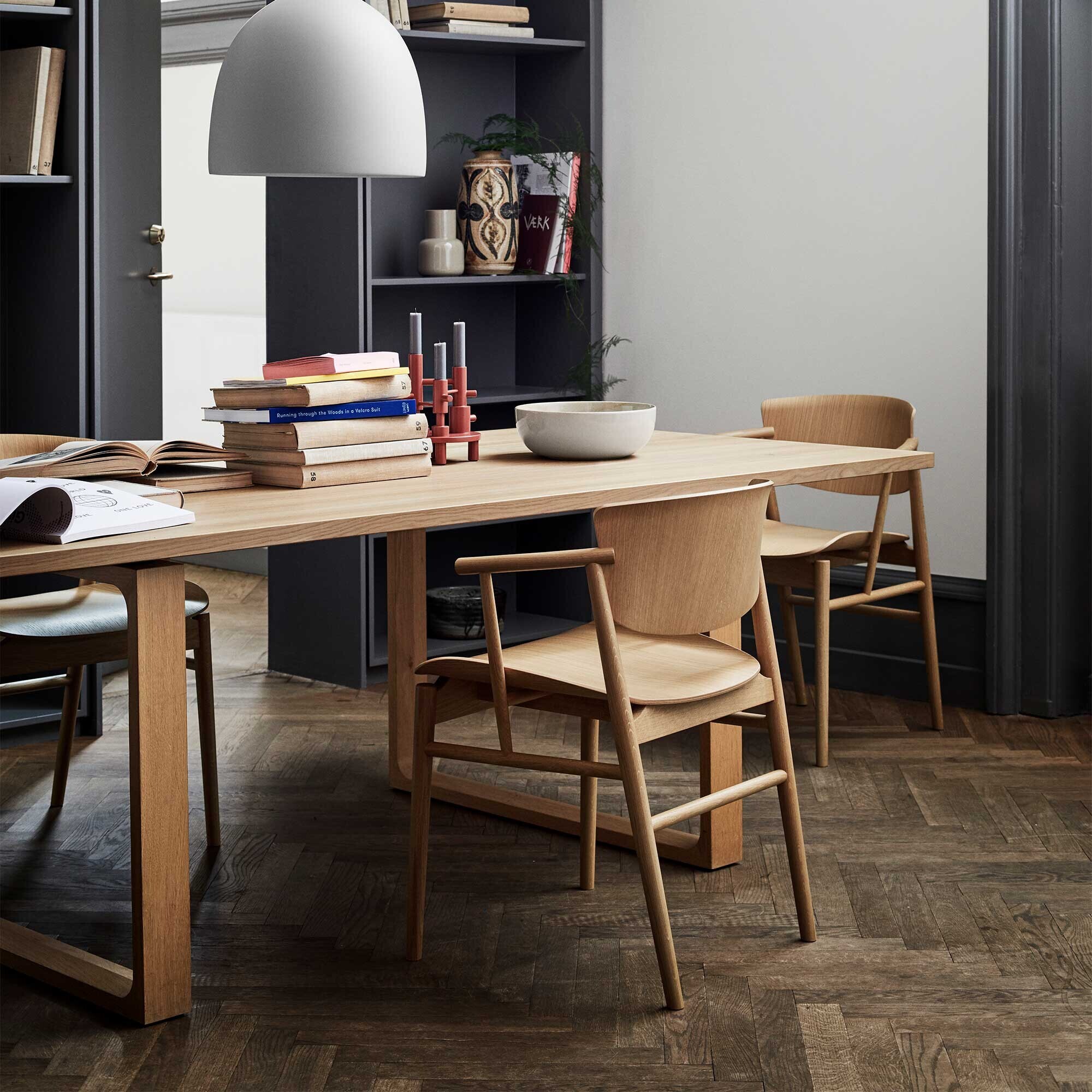 Anniversary Edition 2022 Essay™ CM27 Table 272x100x72cm