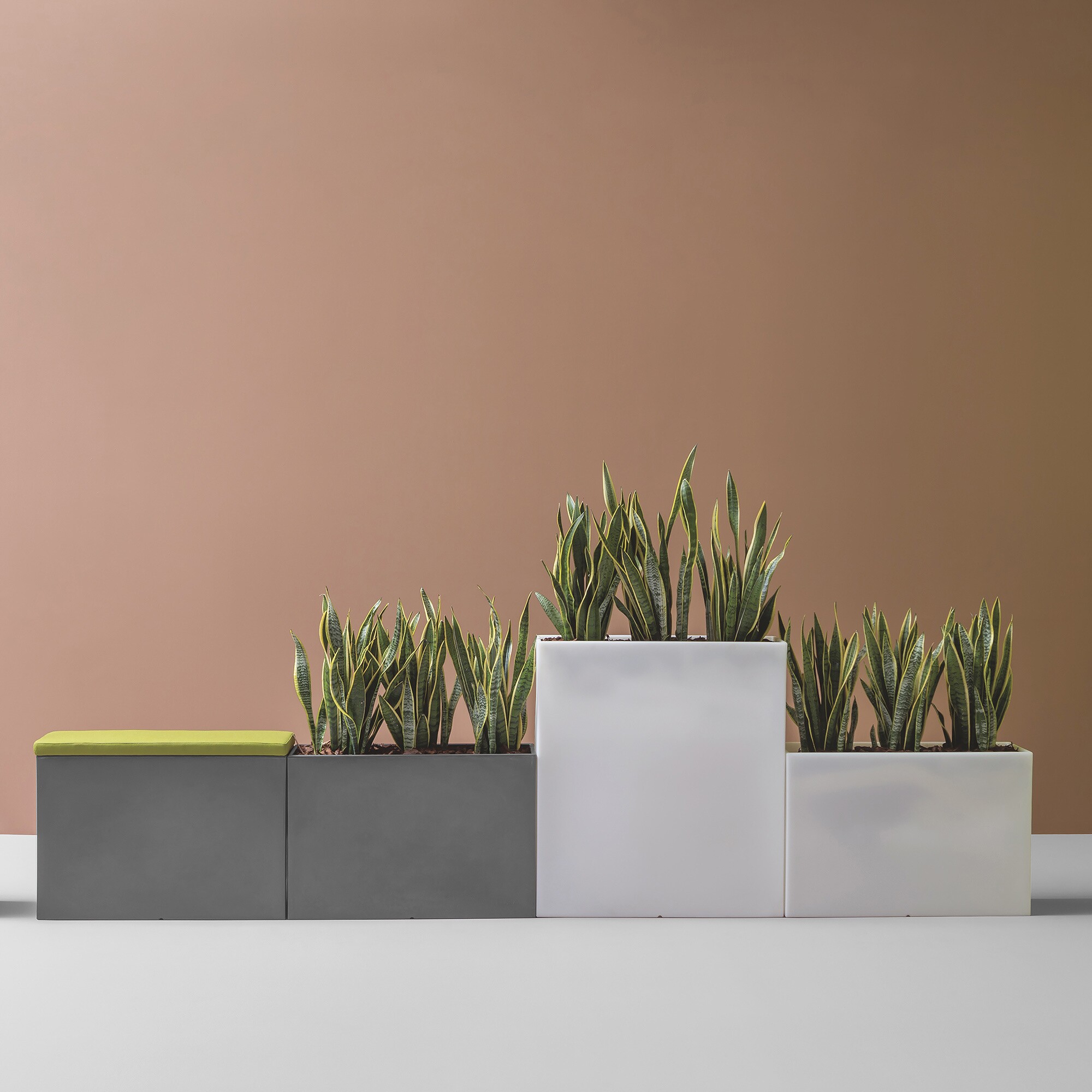 Kado Outdoor Planter H 60cm