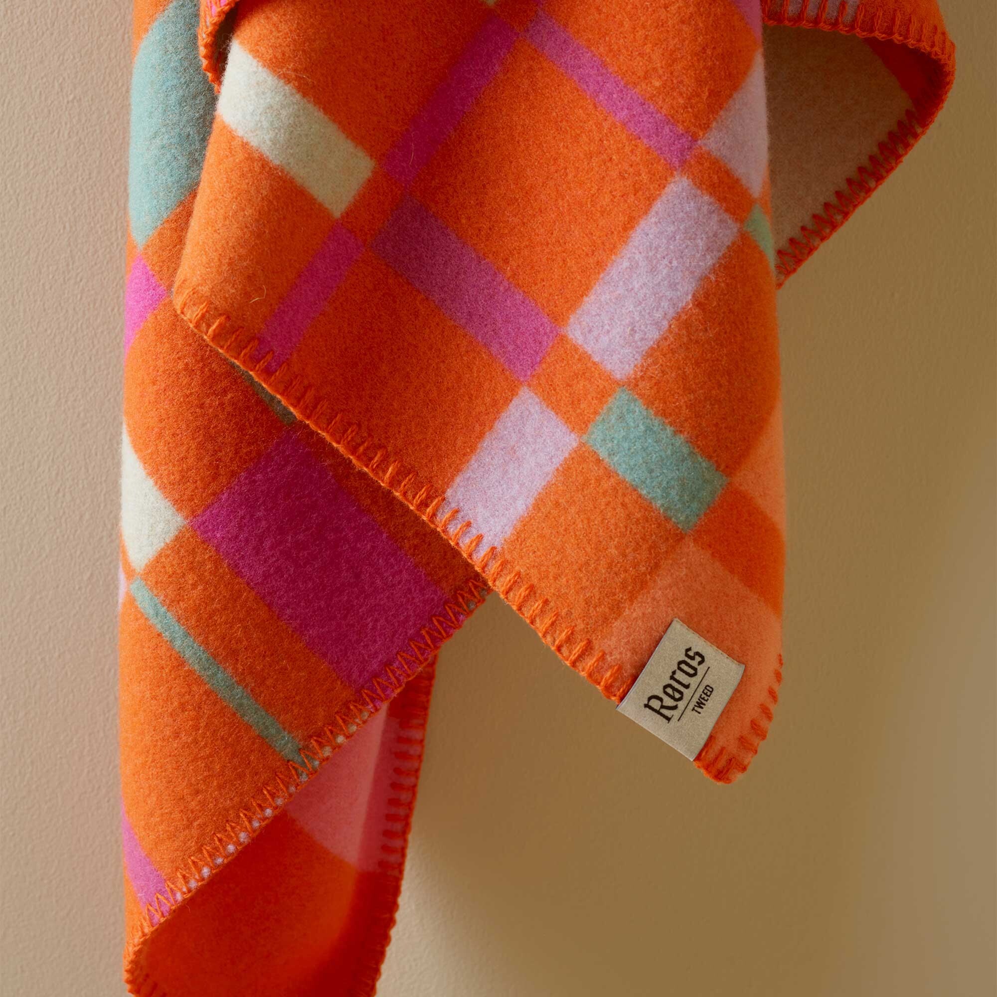 City Plaid/Throw 135x200cm